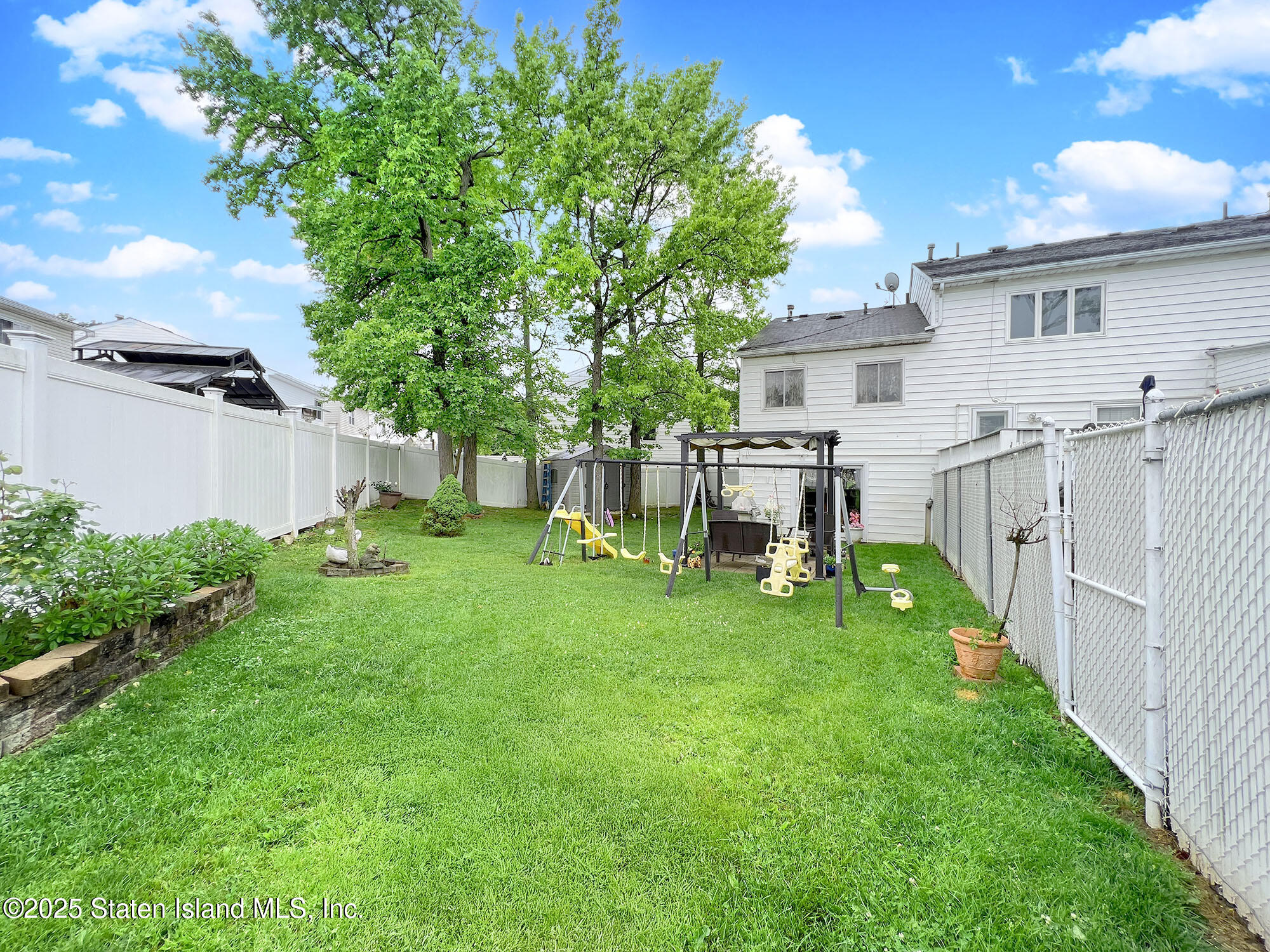 39 Poets Circle, Staten Island, NY, 10312 image 13