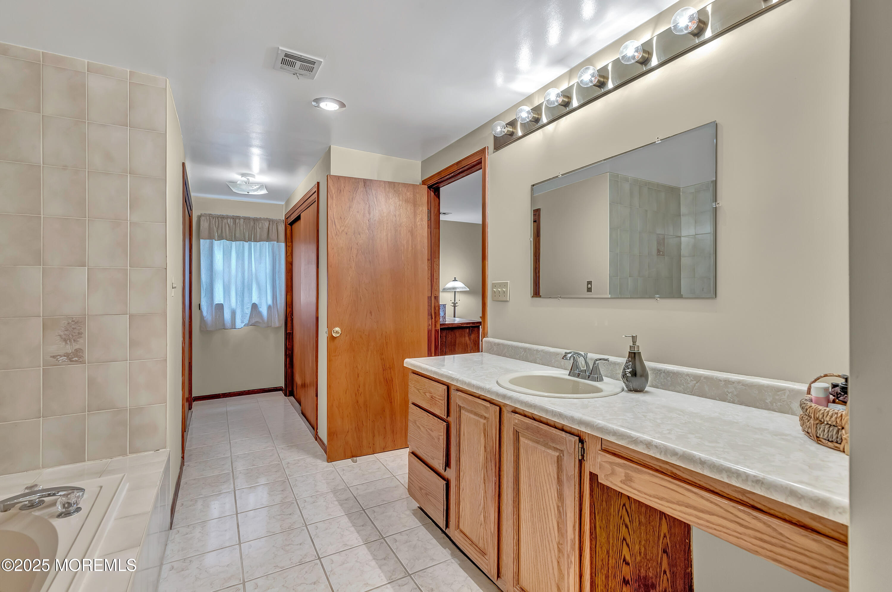 718 E Veterans Highway, Jackson, NJ, 08527 image 24