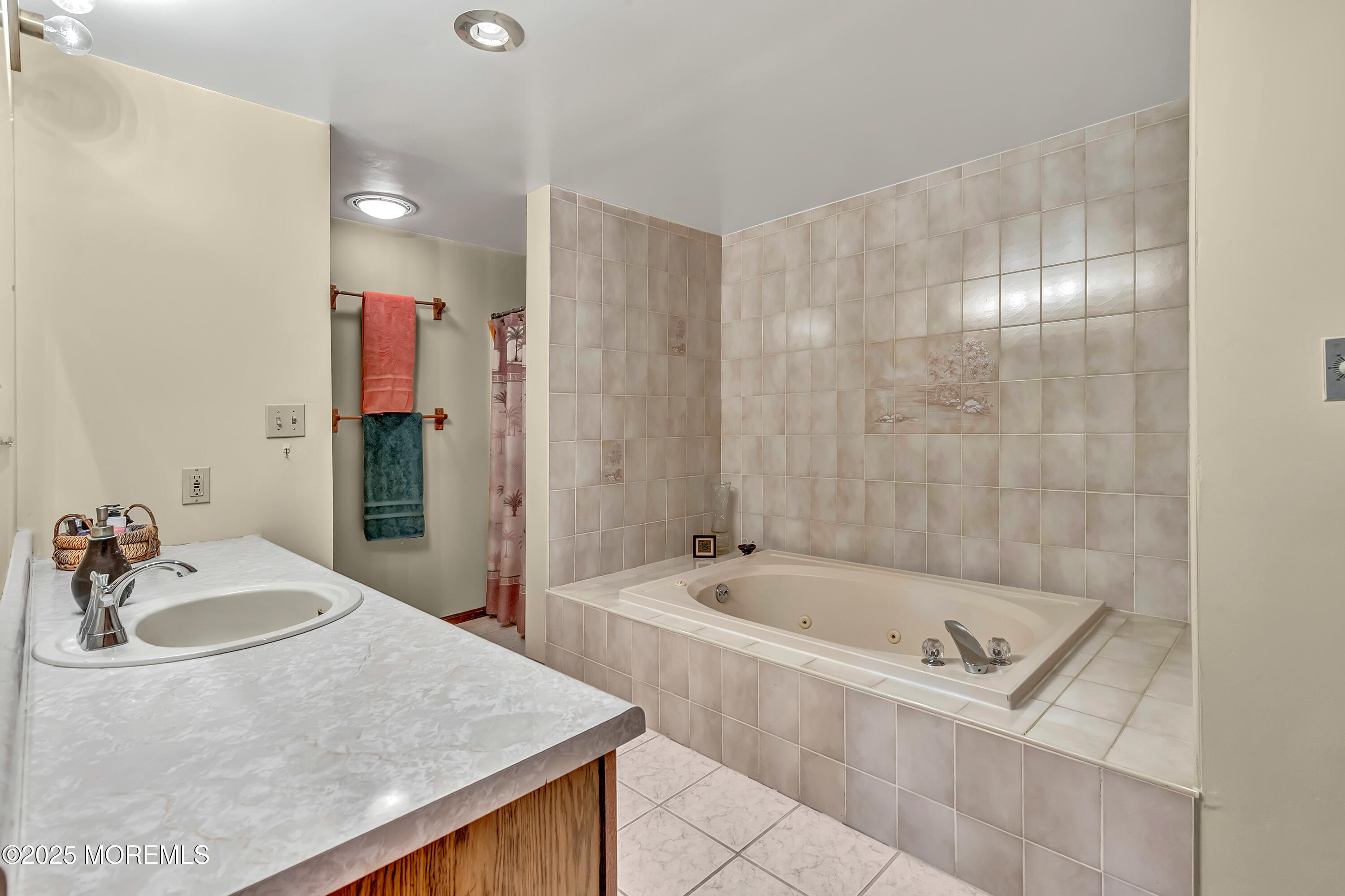 718 E Veterans Highway, Jackson, NJ, 08527 image 23