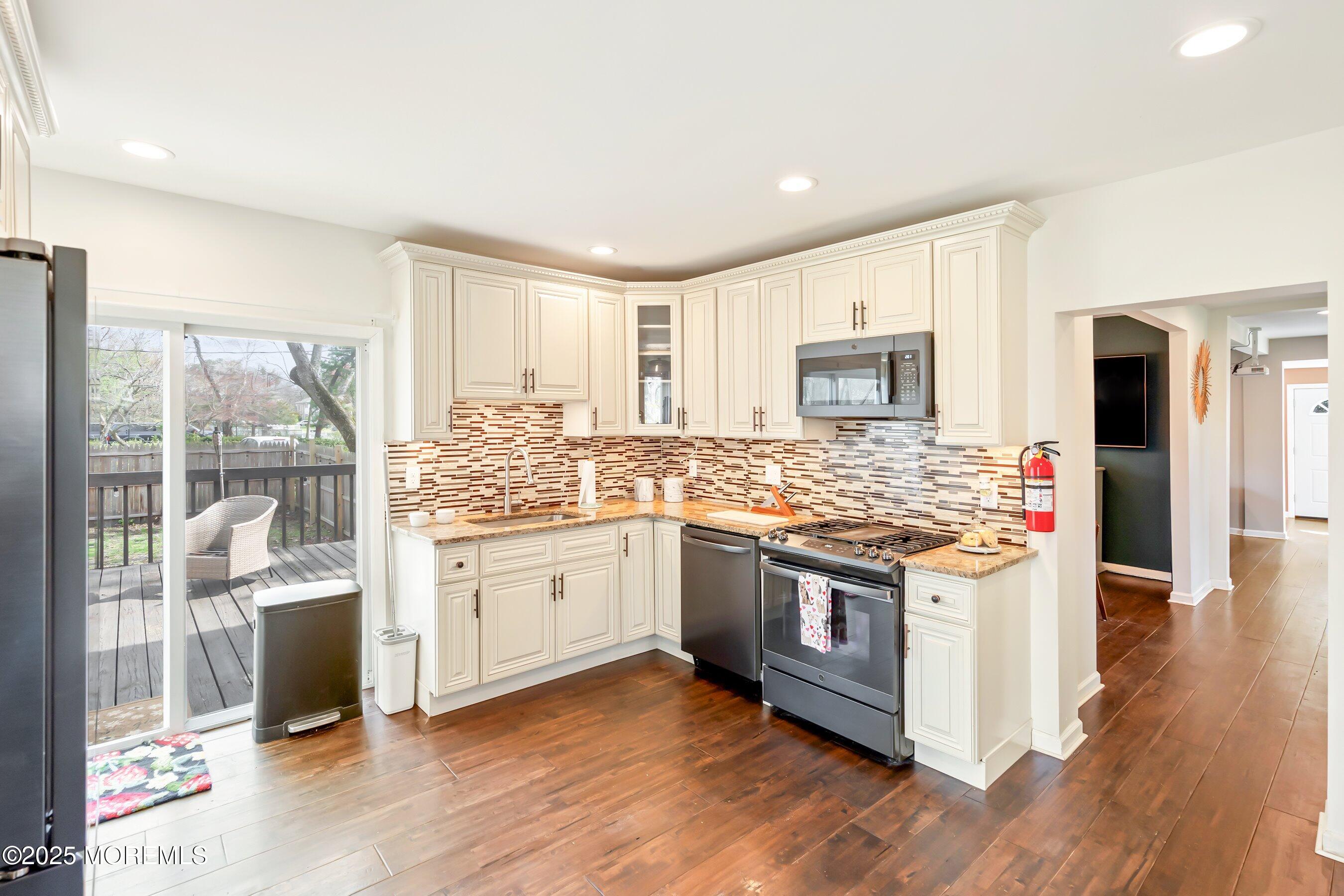 564 Marlboro Road, Old Bridge, NJ, 08857 image 16