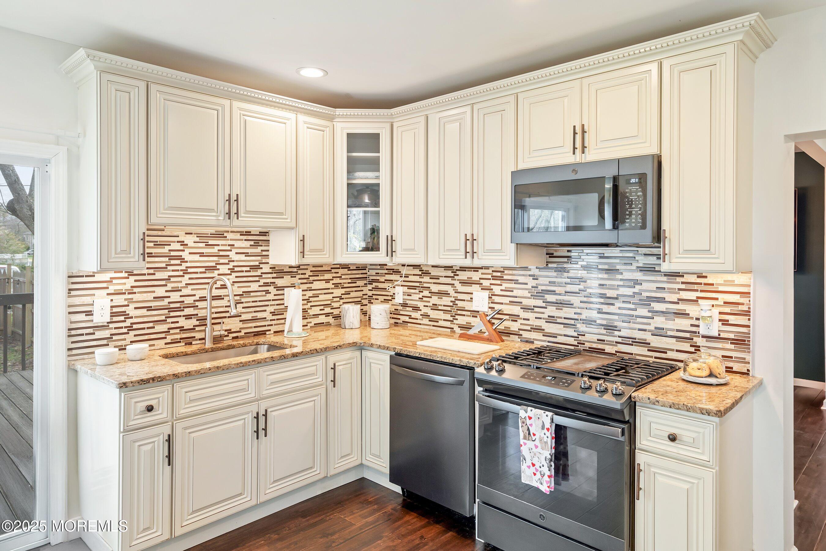 564 Marlboro Road, Old Bridge, NJ, 08857 image 18