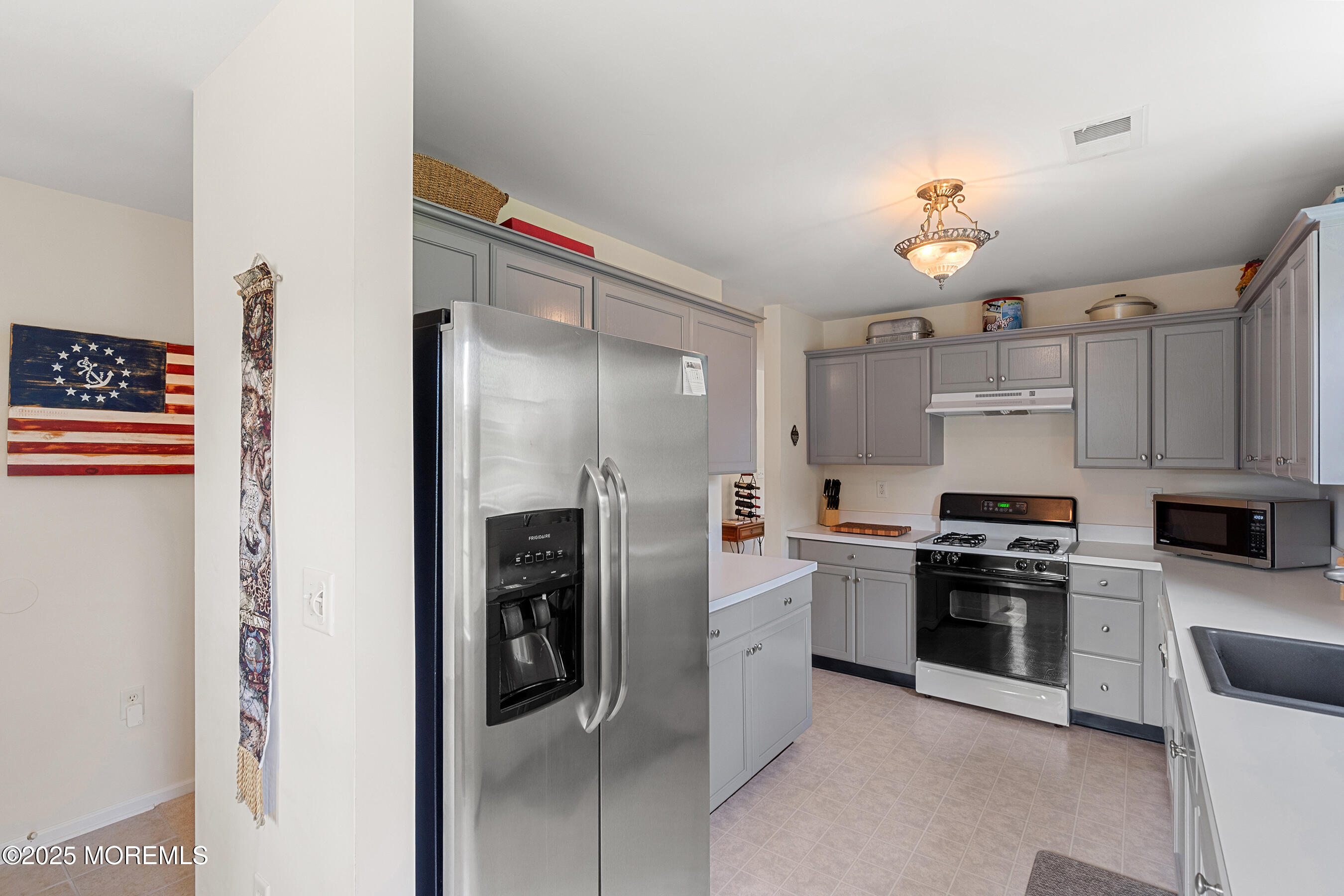 1 Maywood Run, Tinton Falls, NJ, 07753 image 15