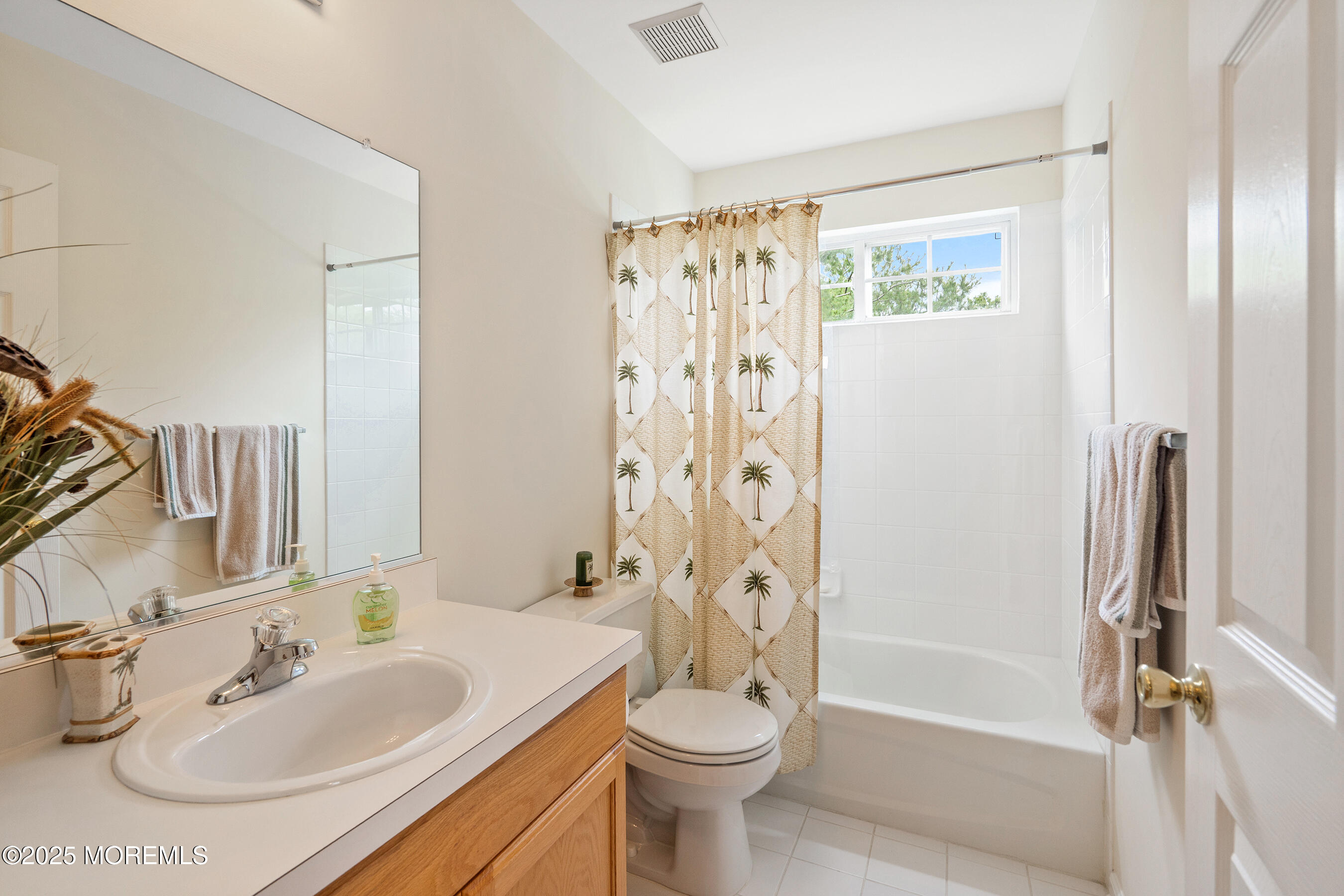1 Maywood Run, Tinton Falls, NJ, 07753 image 20