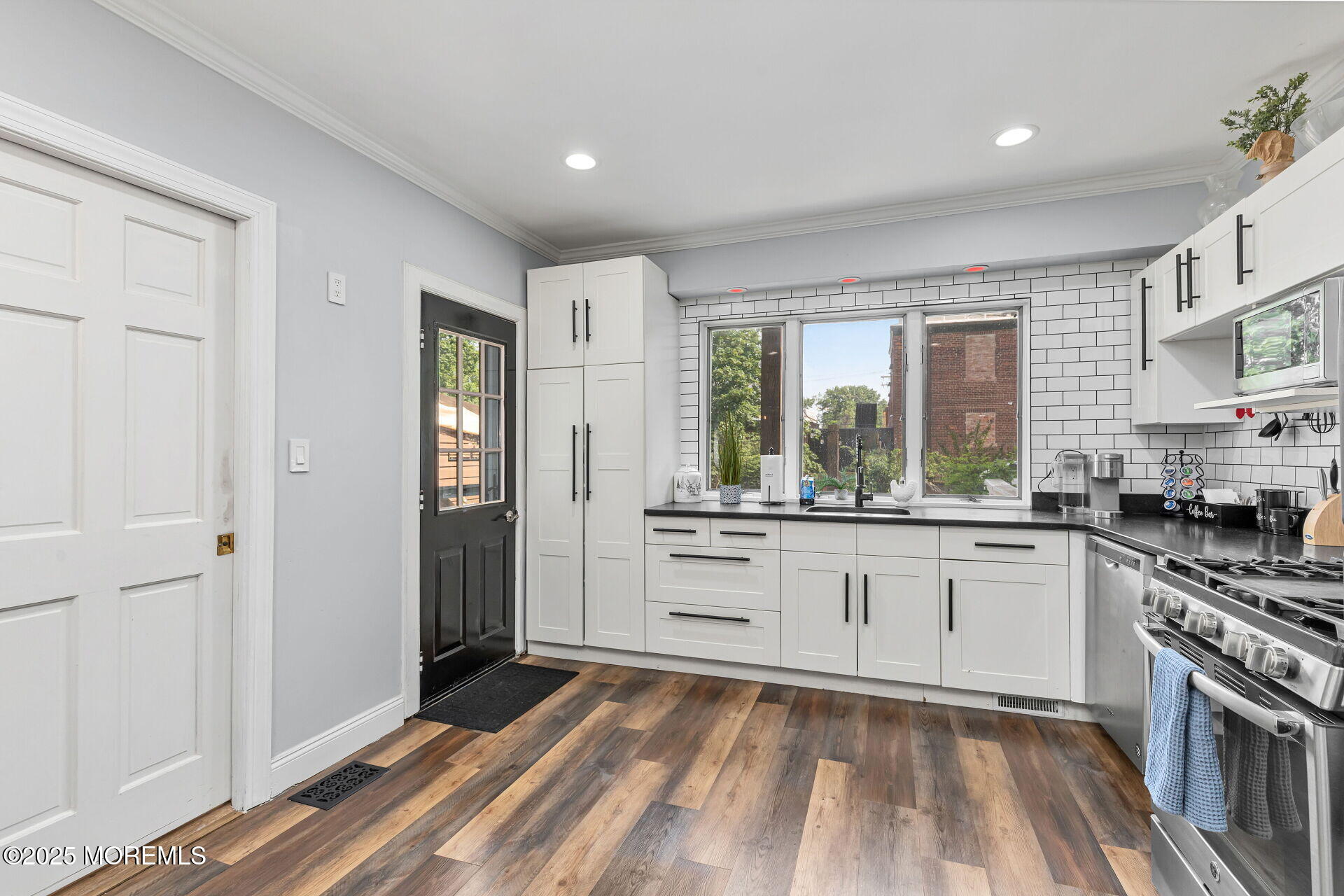 51 Oakland Street, Red Bank, NJ, 07701 image 14