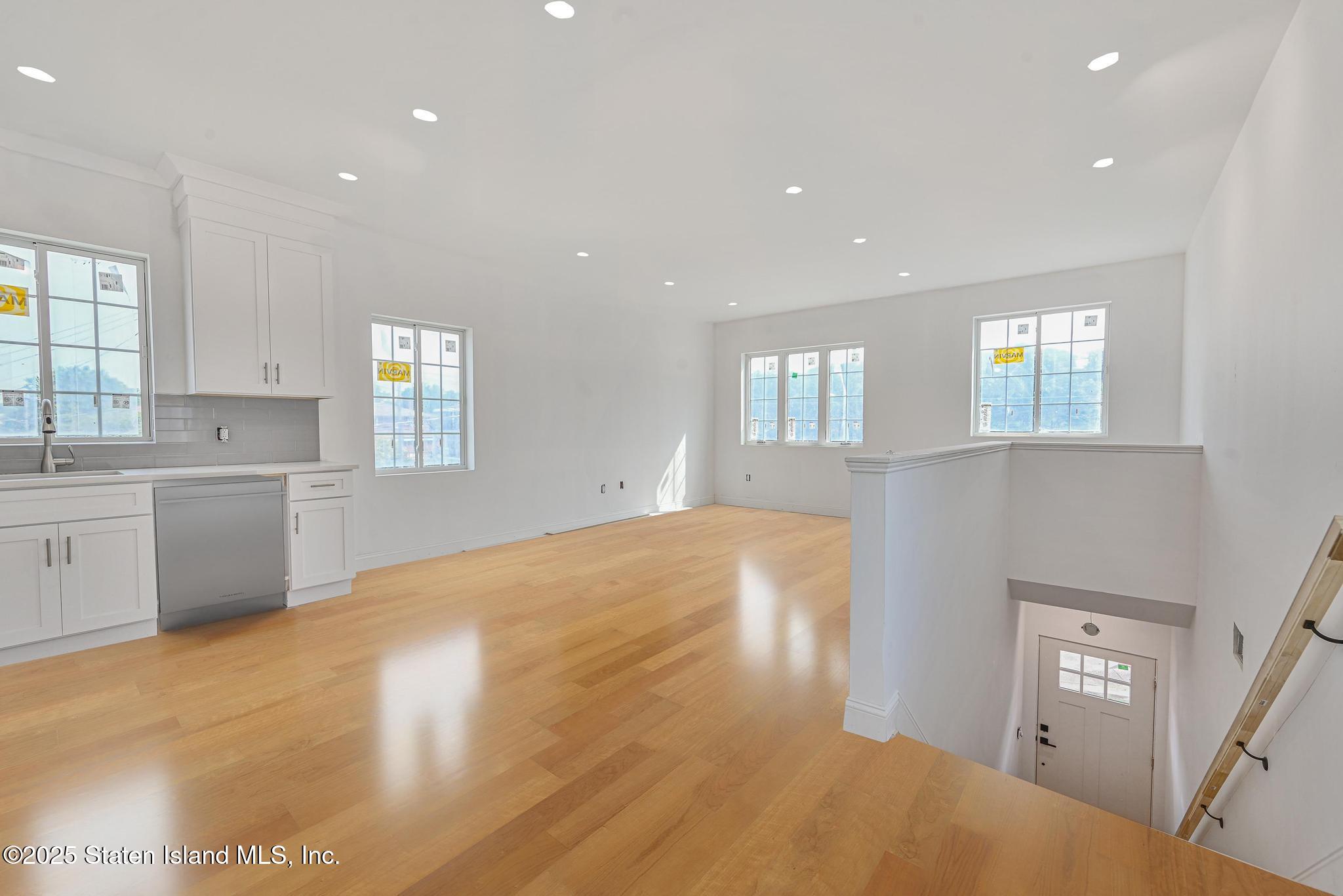 1380 Clove Road, Staten Island, NY, 10301 image 29