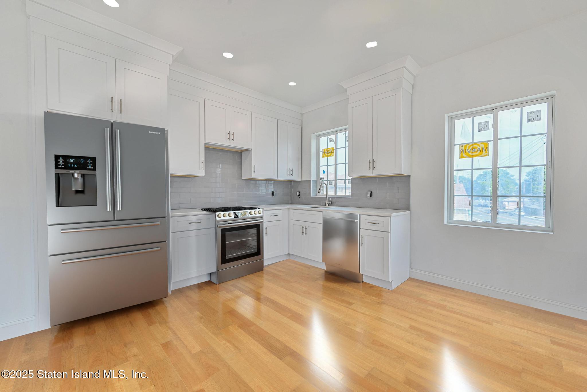 1380 Clove Road, Staten Island, NY, 10301 image 32