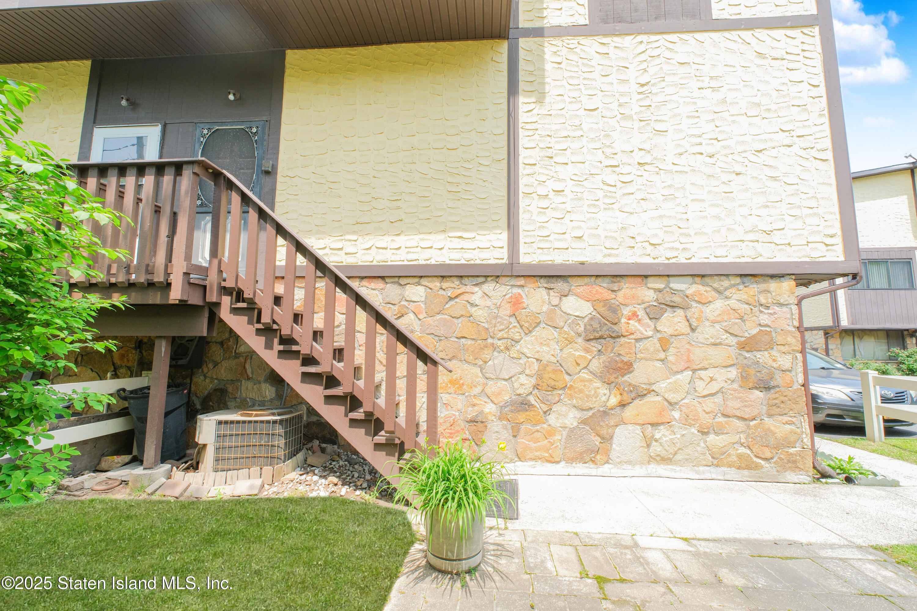 40 Parkview Loop, Staten Island, NY, 10314 image 12