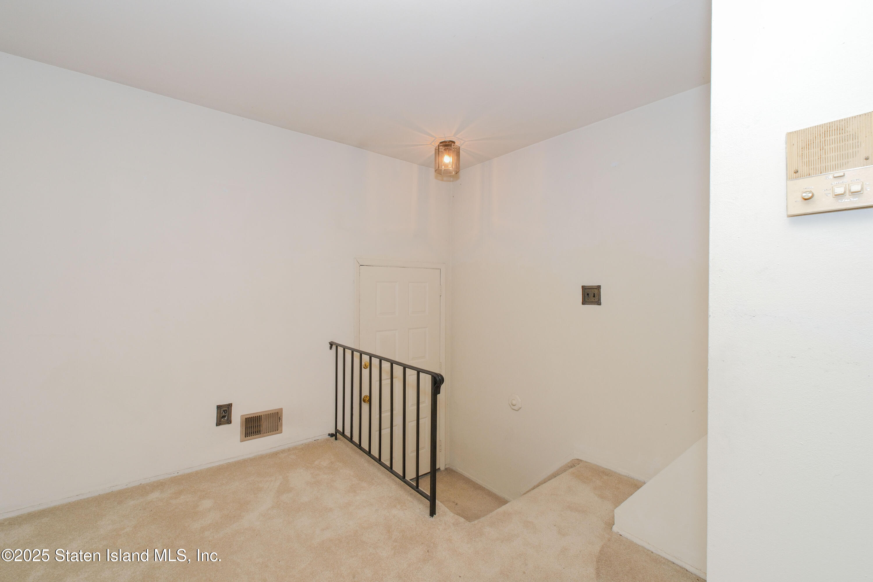 40 Parkview Loop, Staten Island, NY, 10314 image 20
