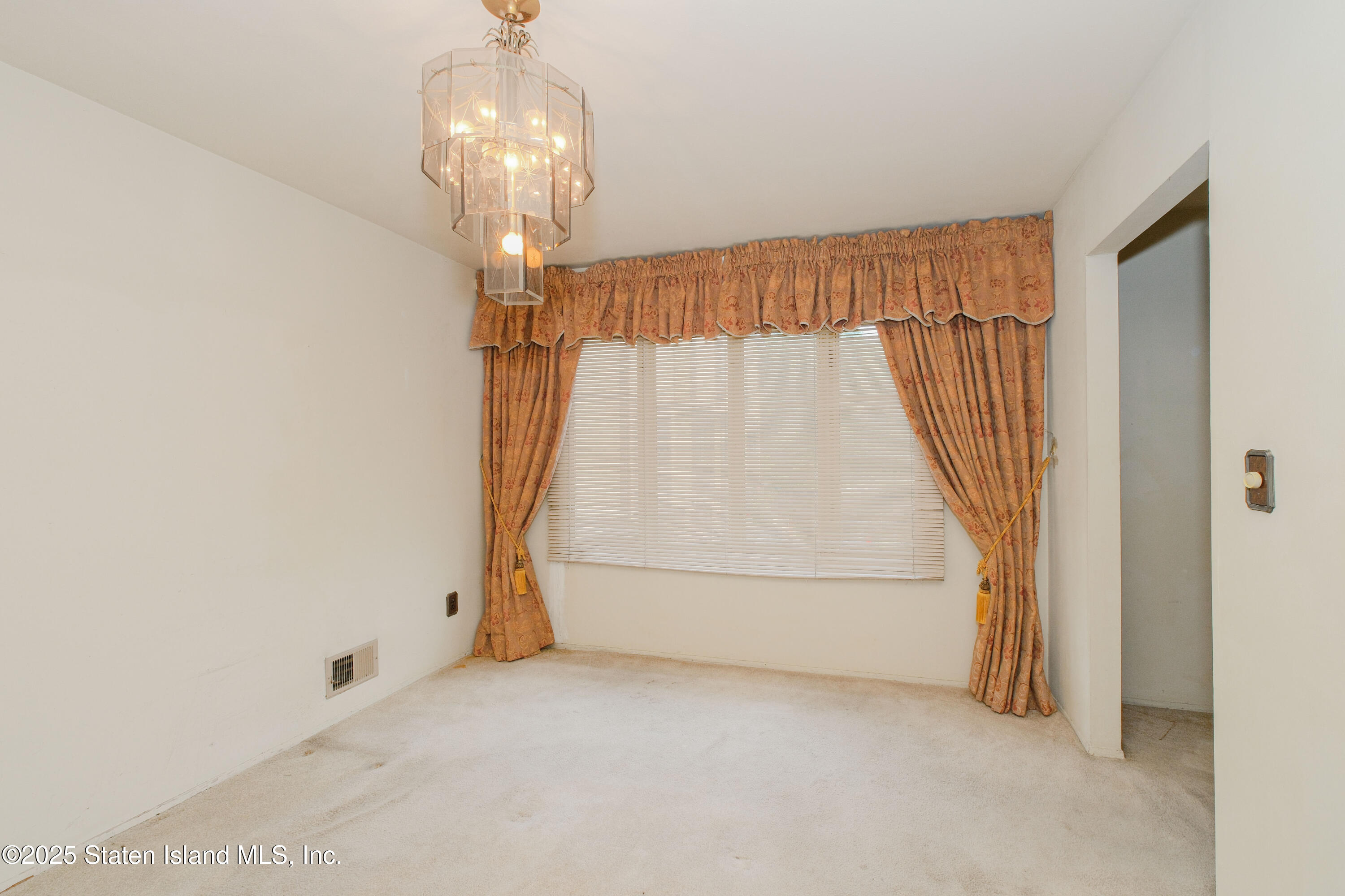 40 Parkview Loop, Staten Island, NY, 10314 image 23