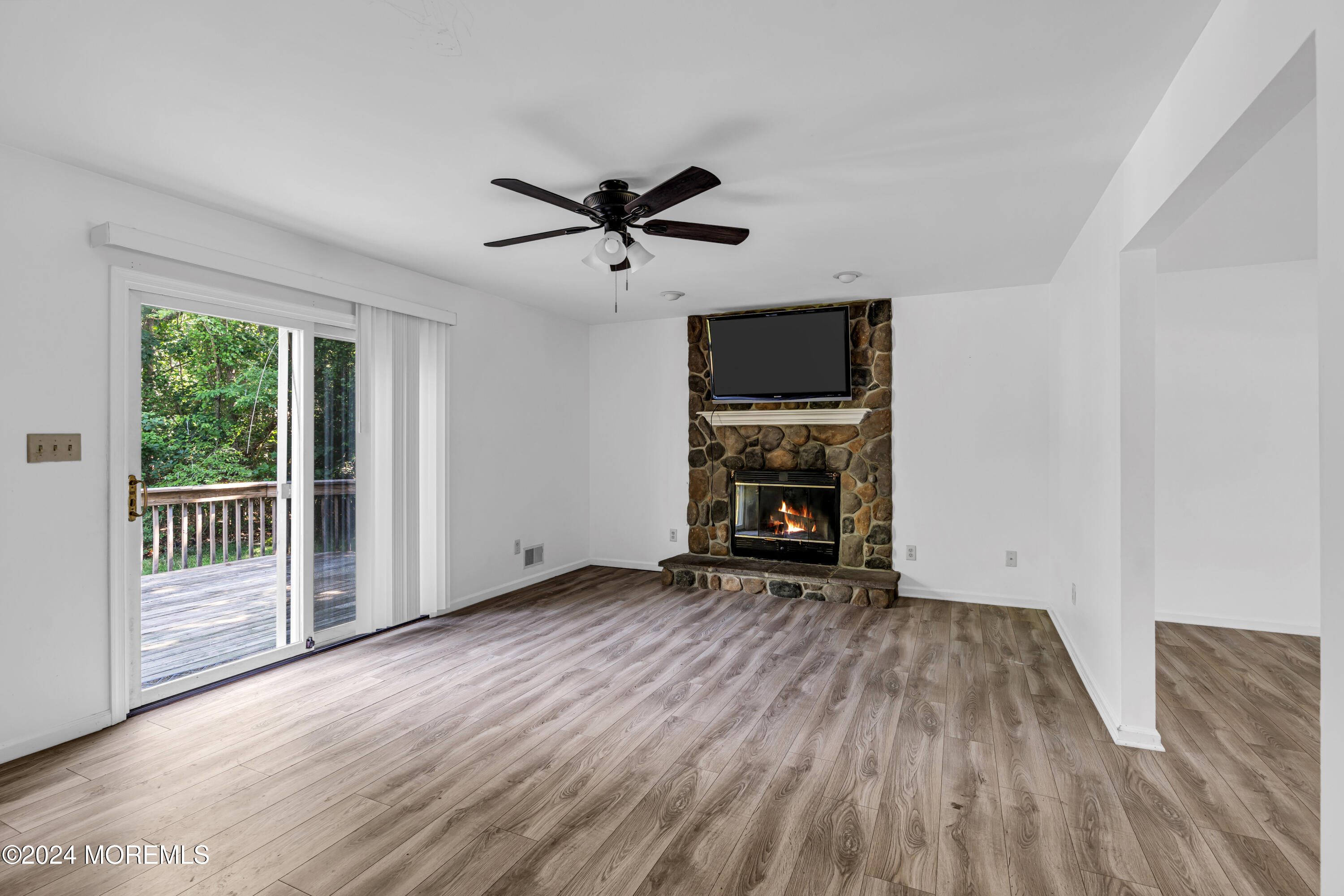 4 W Dickens Court, Jackson, NJ, 08527 image 7