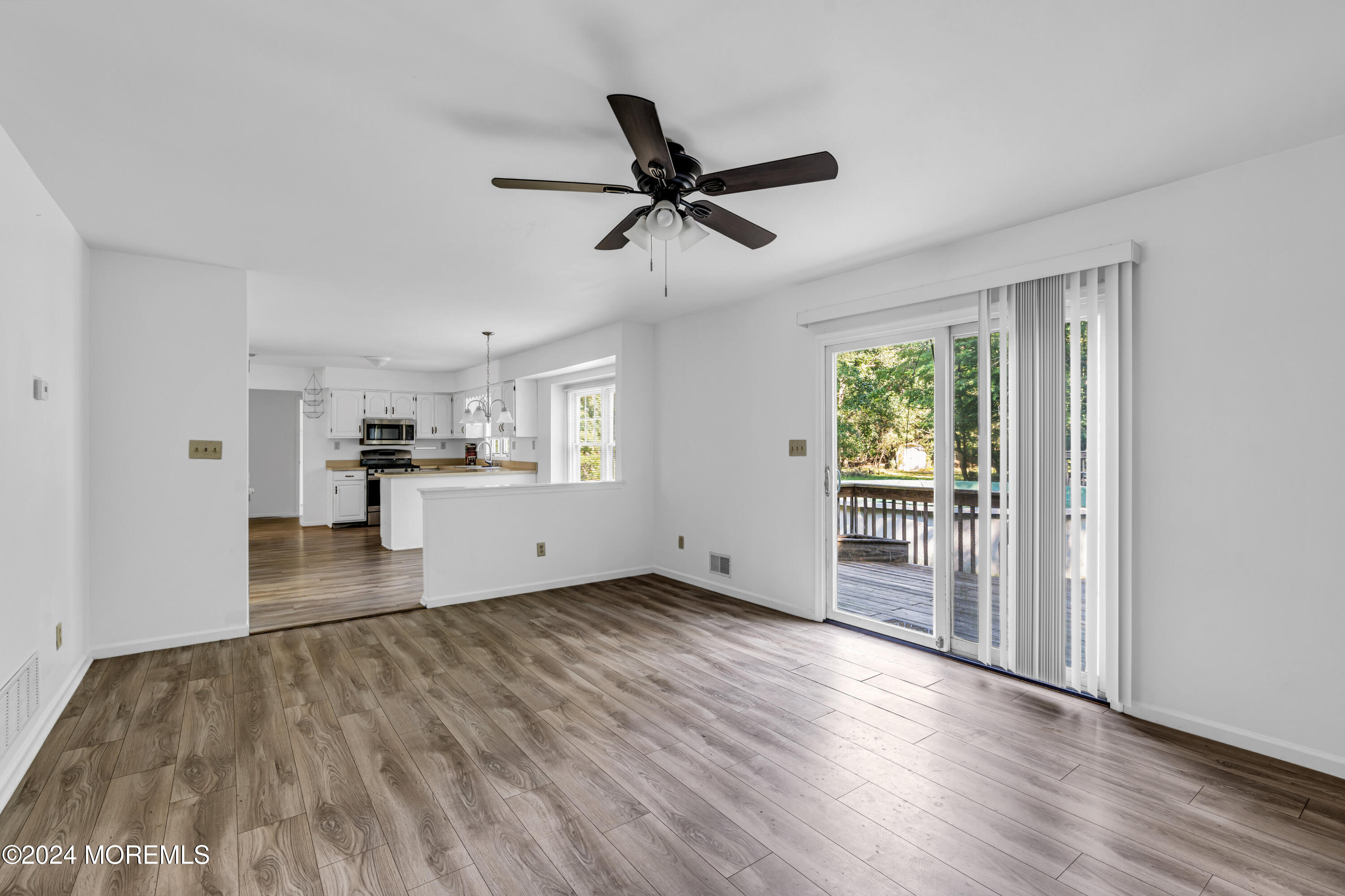 4 W Dickens Court, Jackson, NJ, 08527 image 9