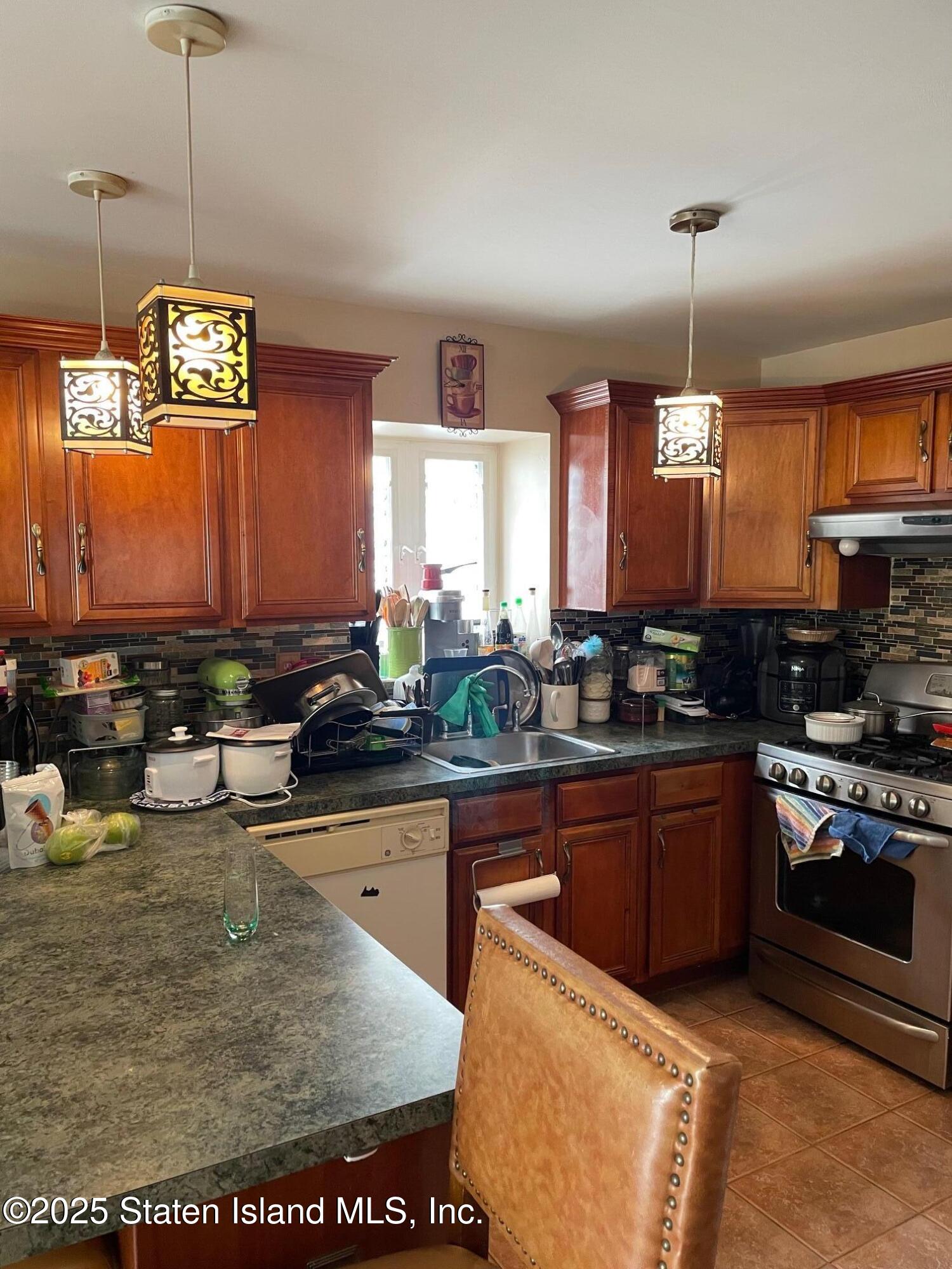 65 Benson Street, Staten Island, NY, 10312 image 13