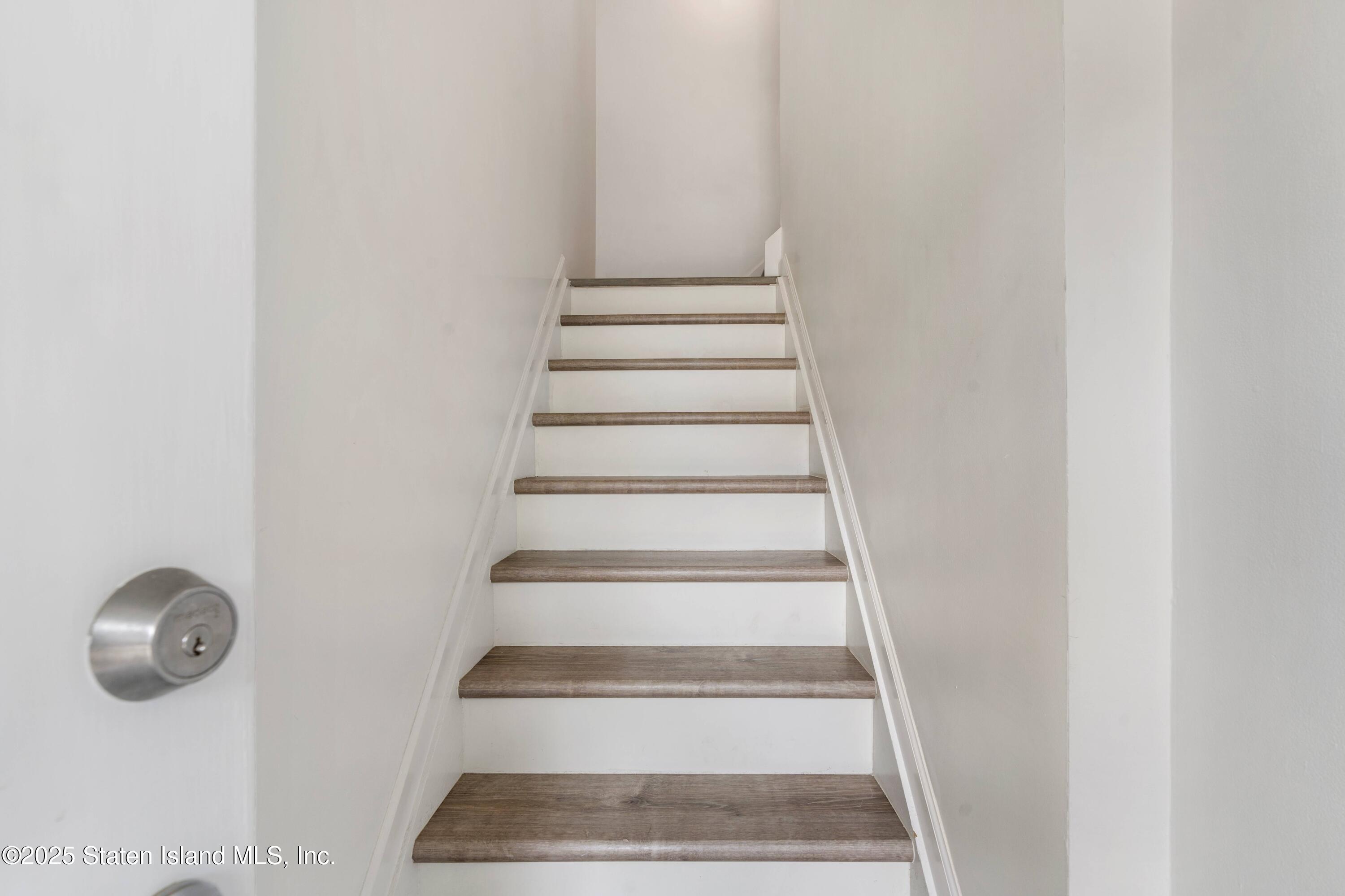 80 Saturn Lane A Image 3