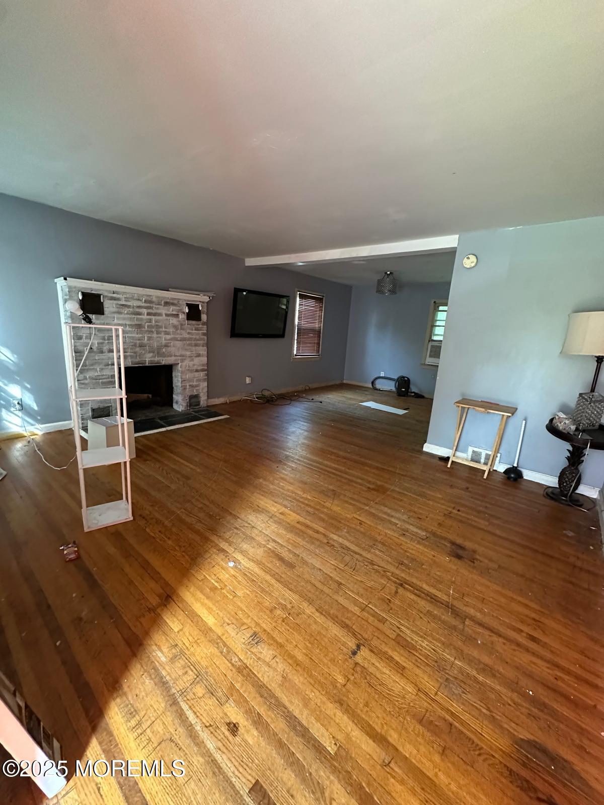 540 W 7th Avenue Image 3