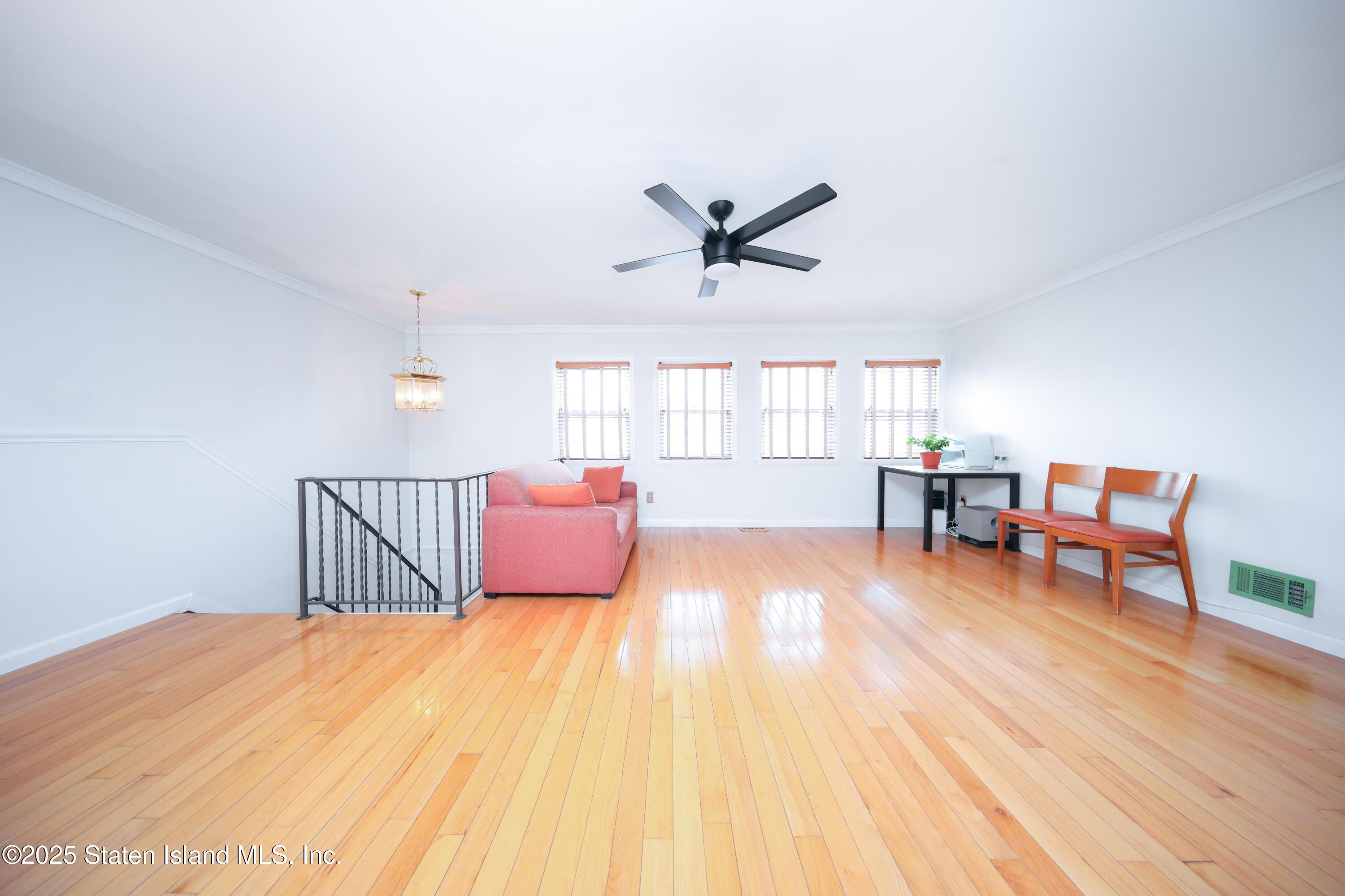 95 Regis Drive Image 3