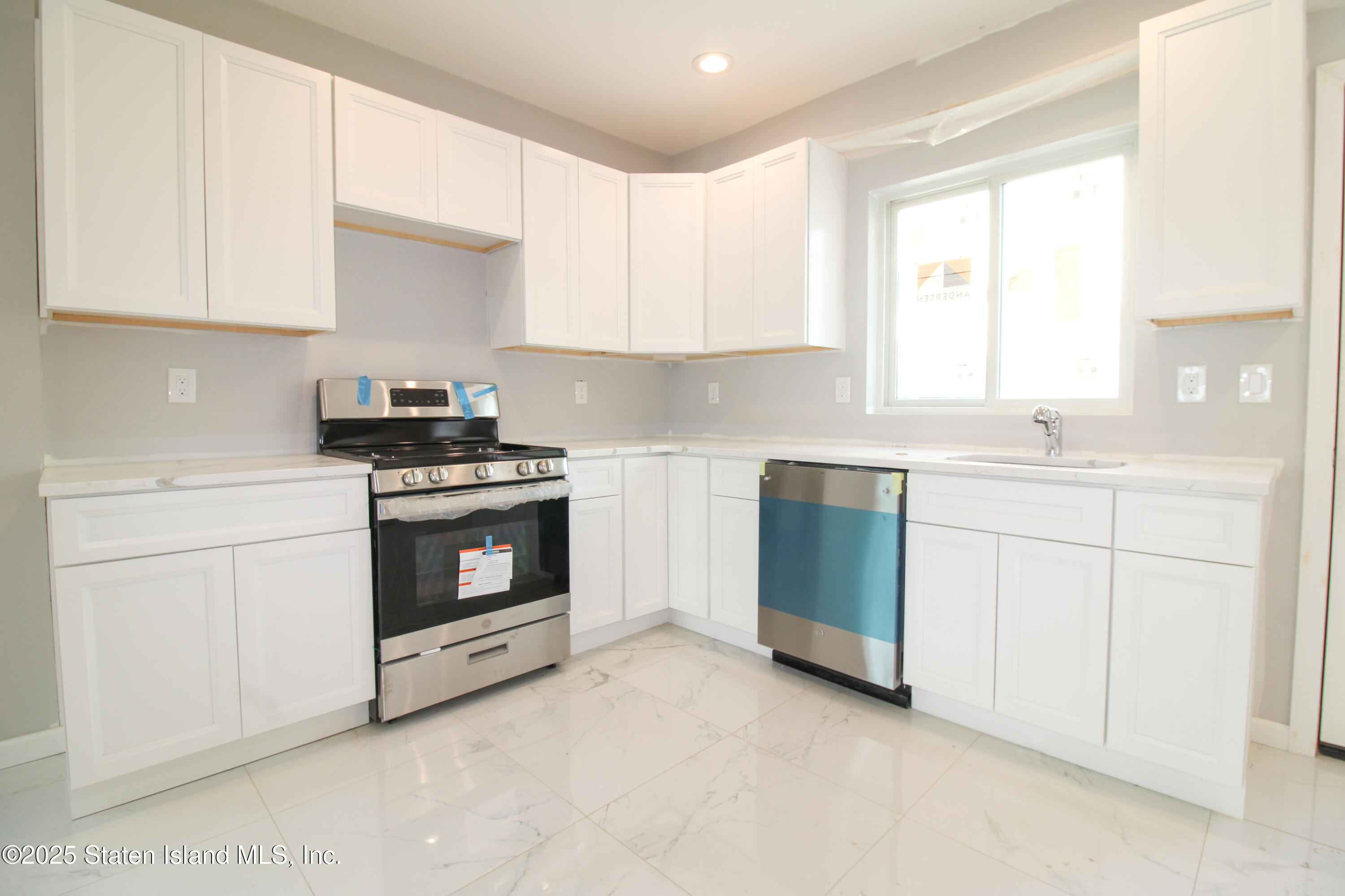 83 Perry Avenue, Staten Island, NY, 10314 image 8