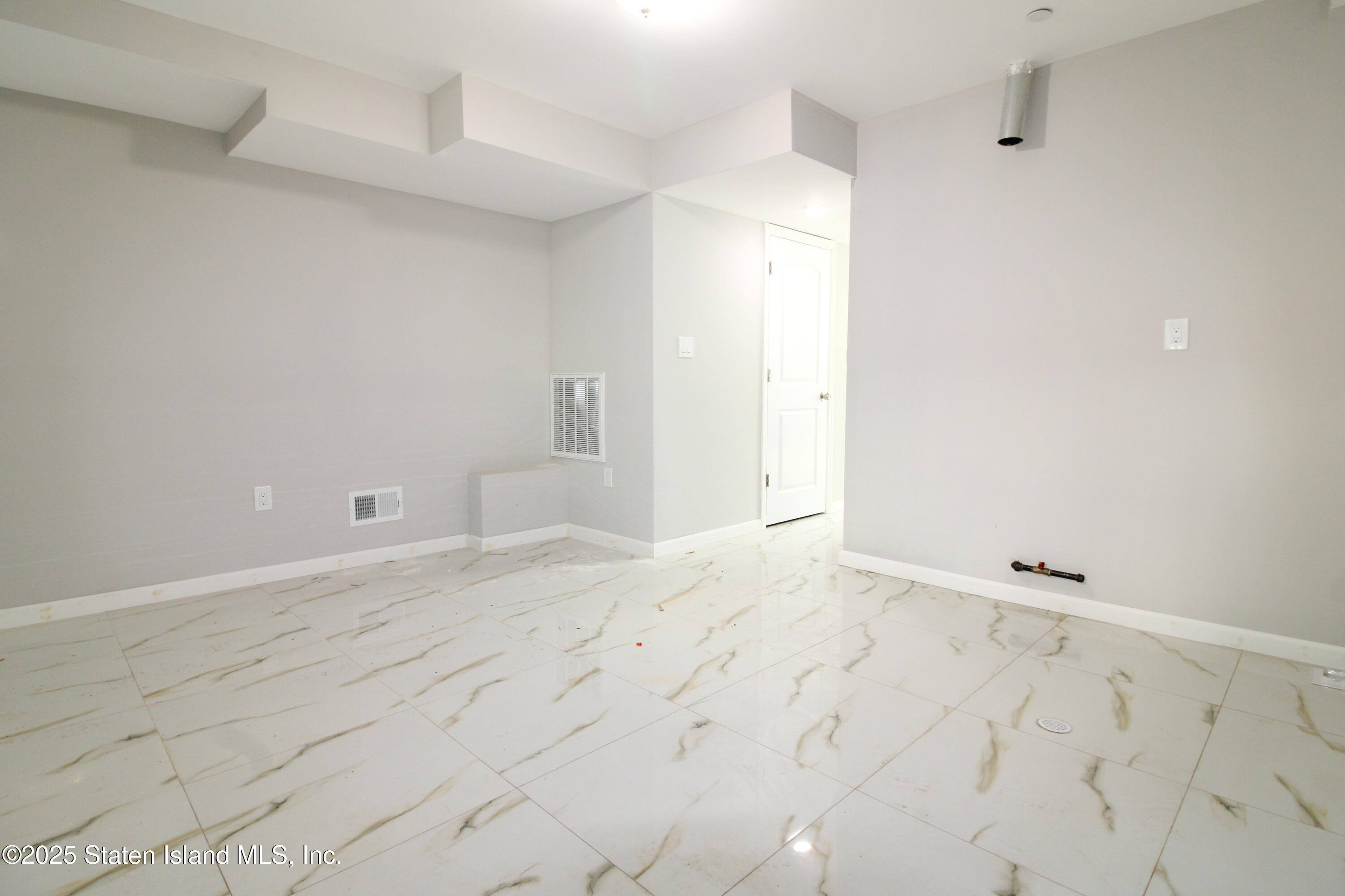 83 Perry Avenue, Staten Island, NY, 10314 image 14