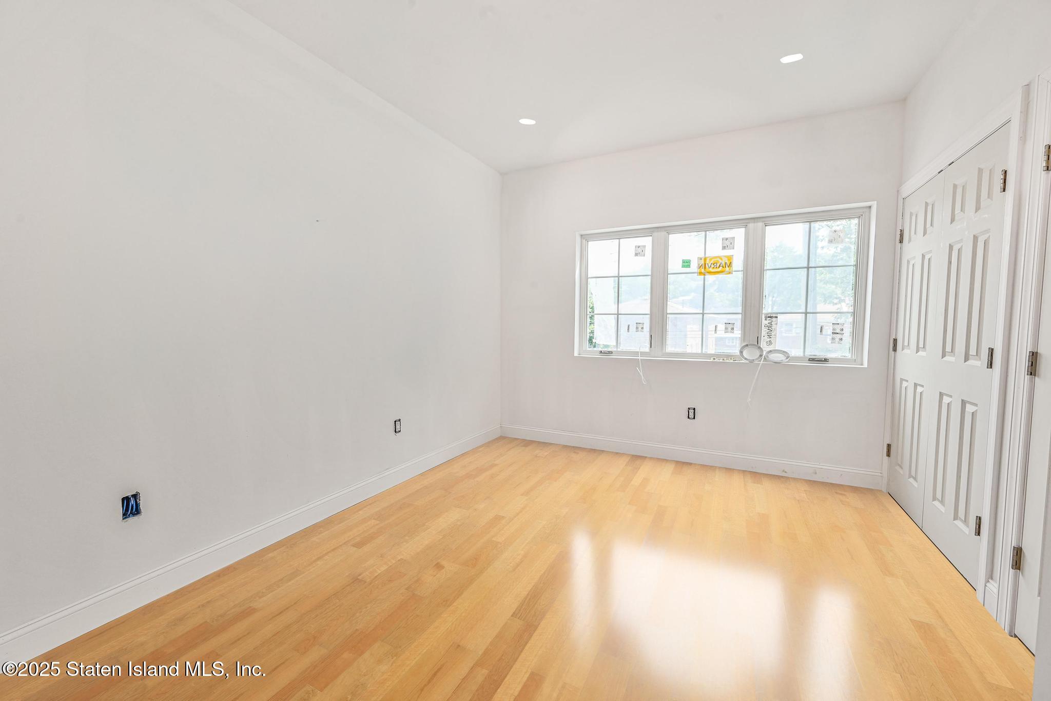 1384 Clove Road, Staten Island, NY, 10301 image 16