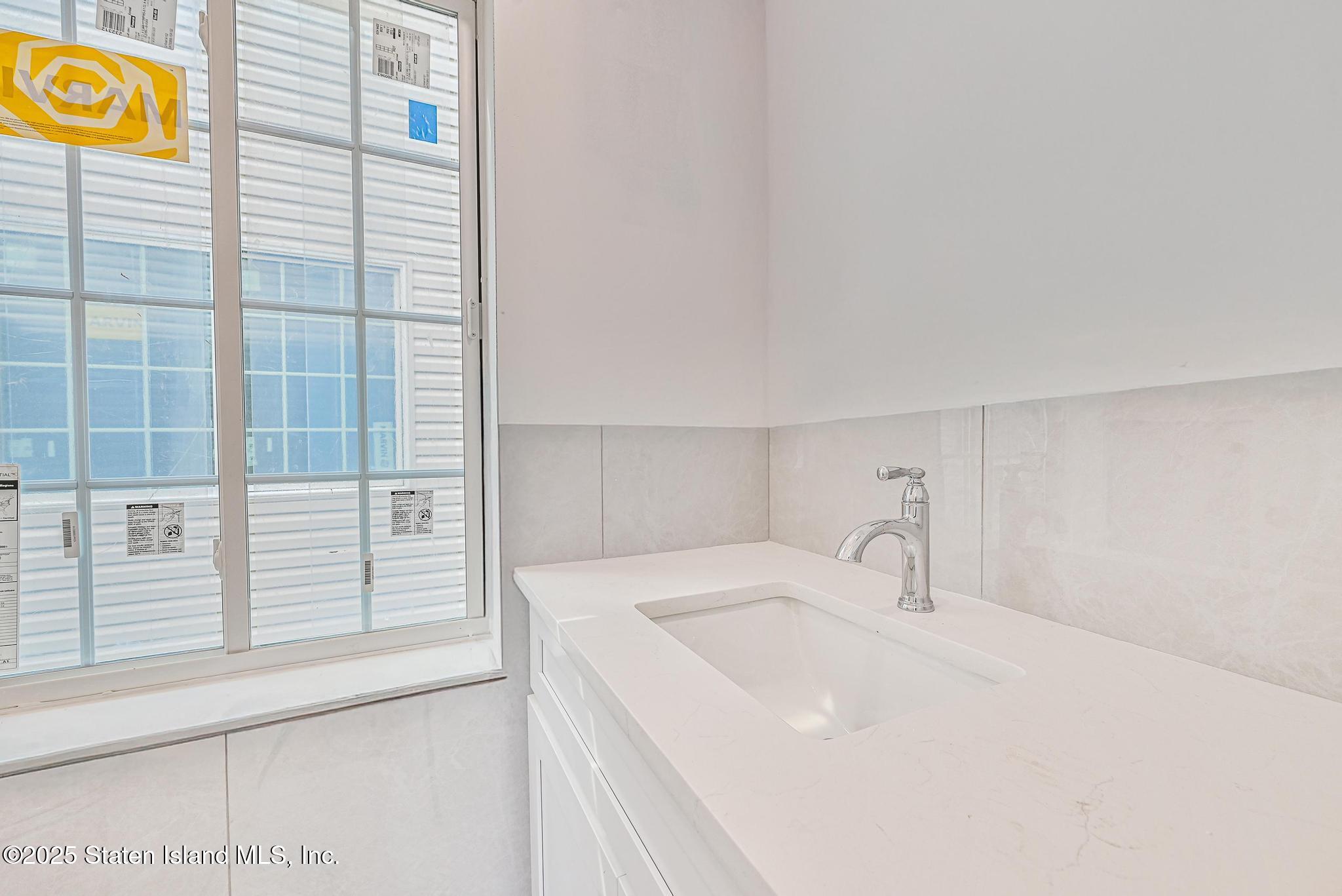 1384 Clove Road, Staten Island, NY, 10301 image 17