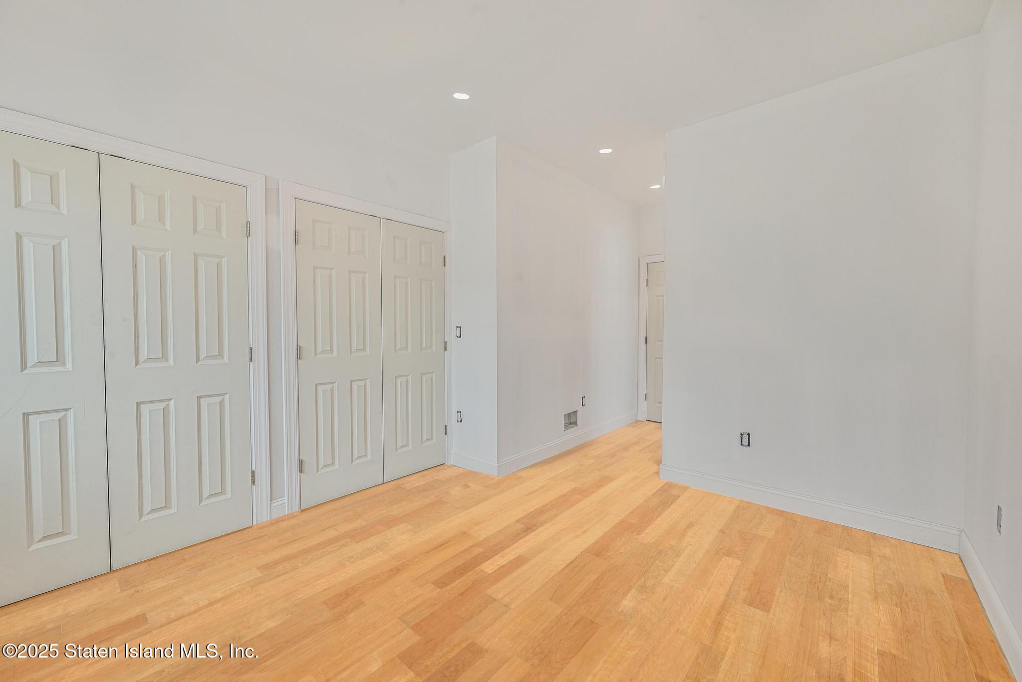 1384 Clove Road, Staten Island, NY, 10301 image 19