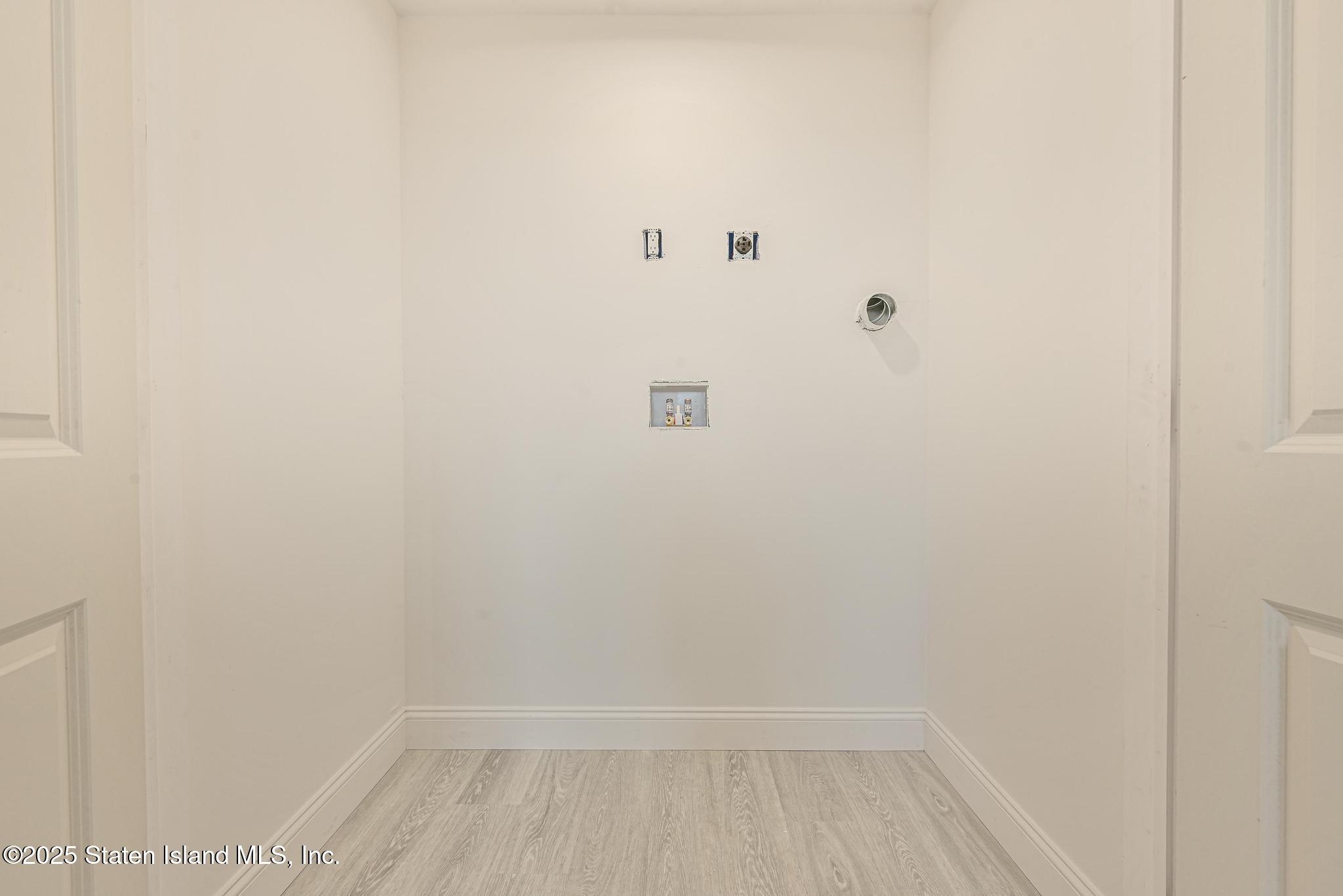 1384 Clove Road, Staten Island, NY, 10301 image 20