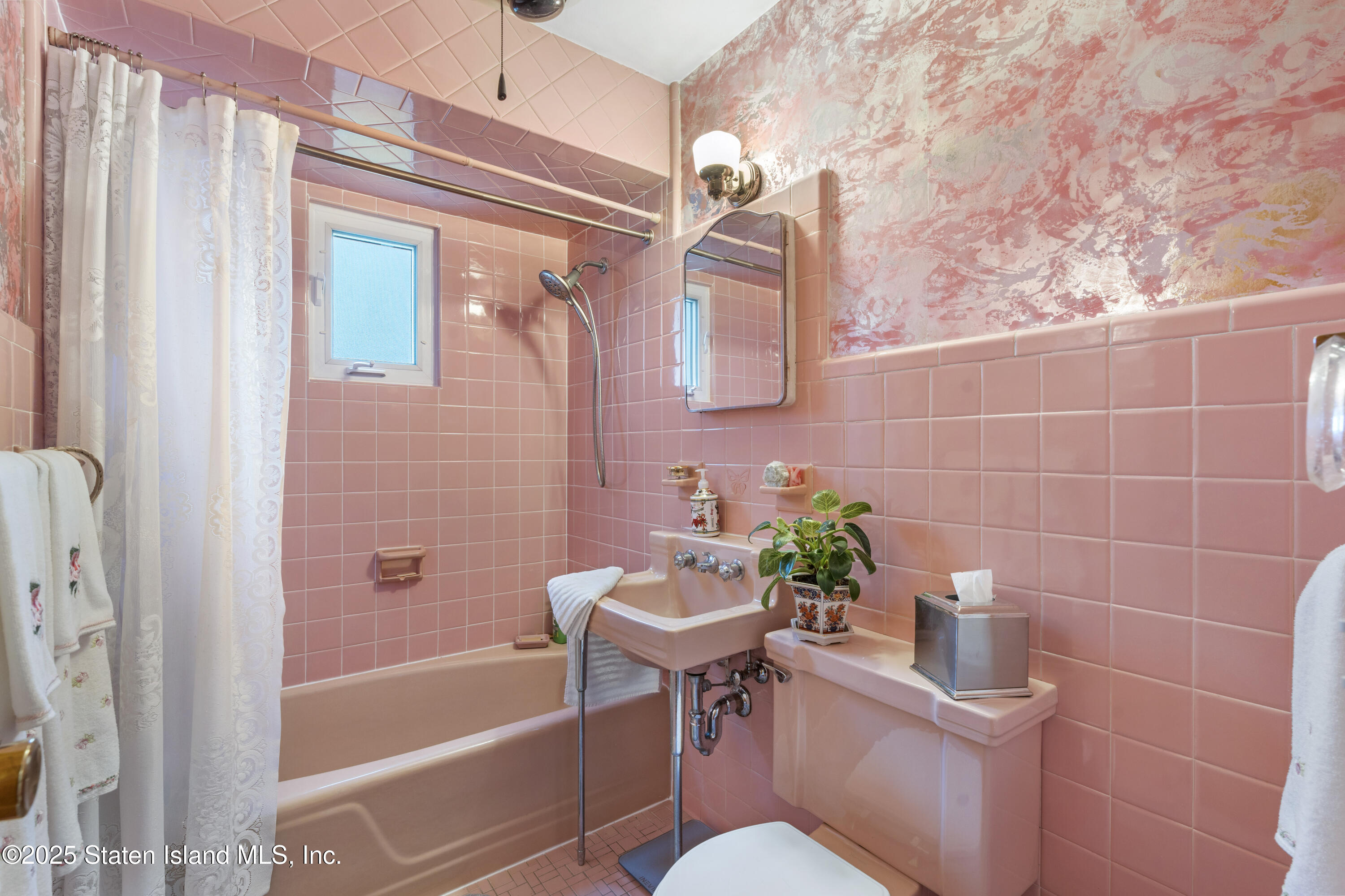 19 Albourne Avenue, Staten Island, NY, 10312 image 13