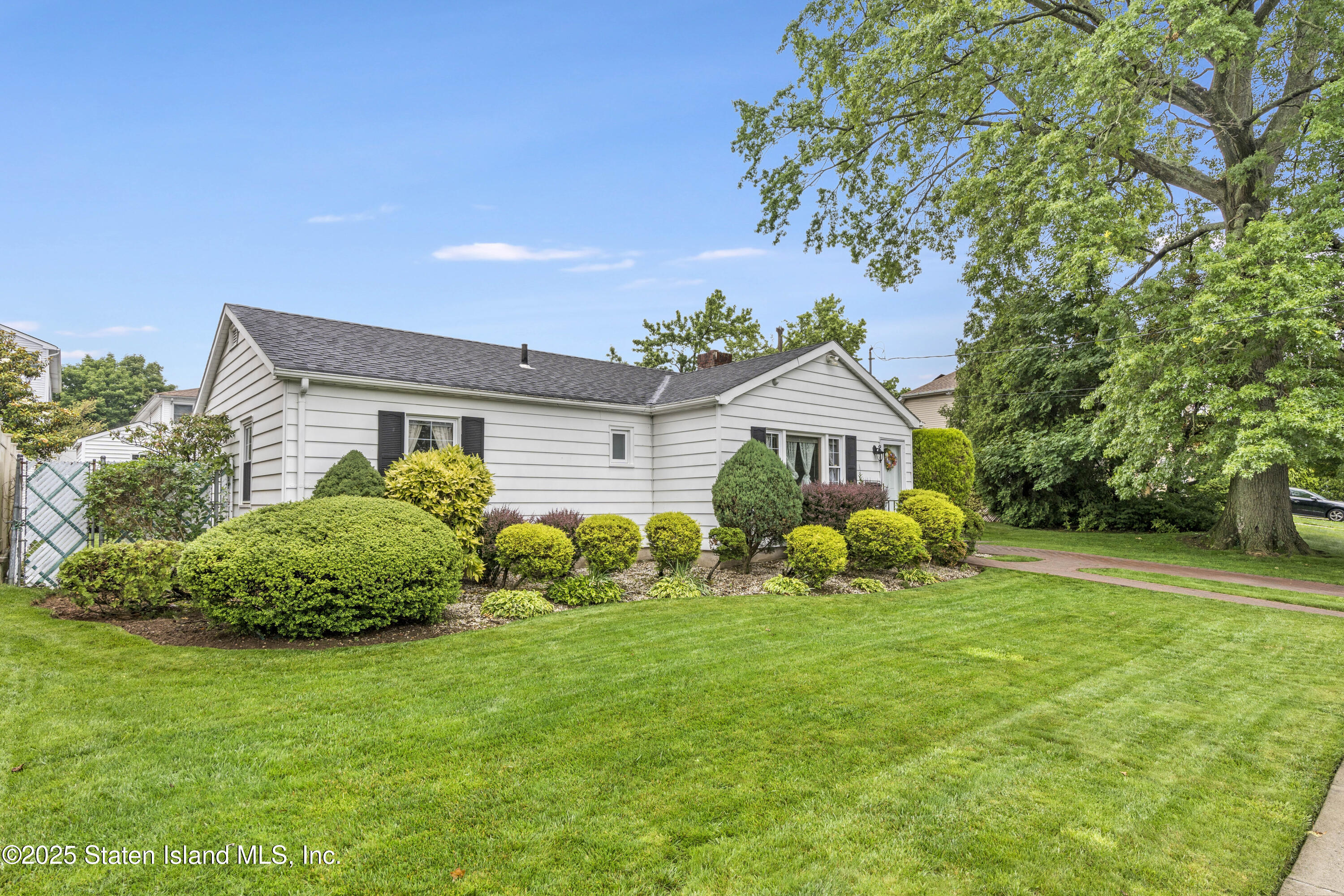 19 Albourne Avenue Image 2