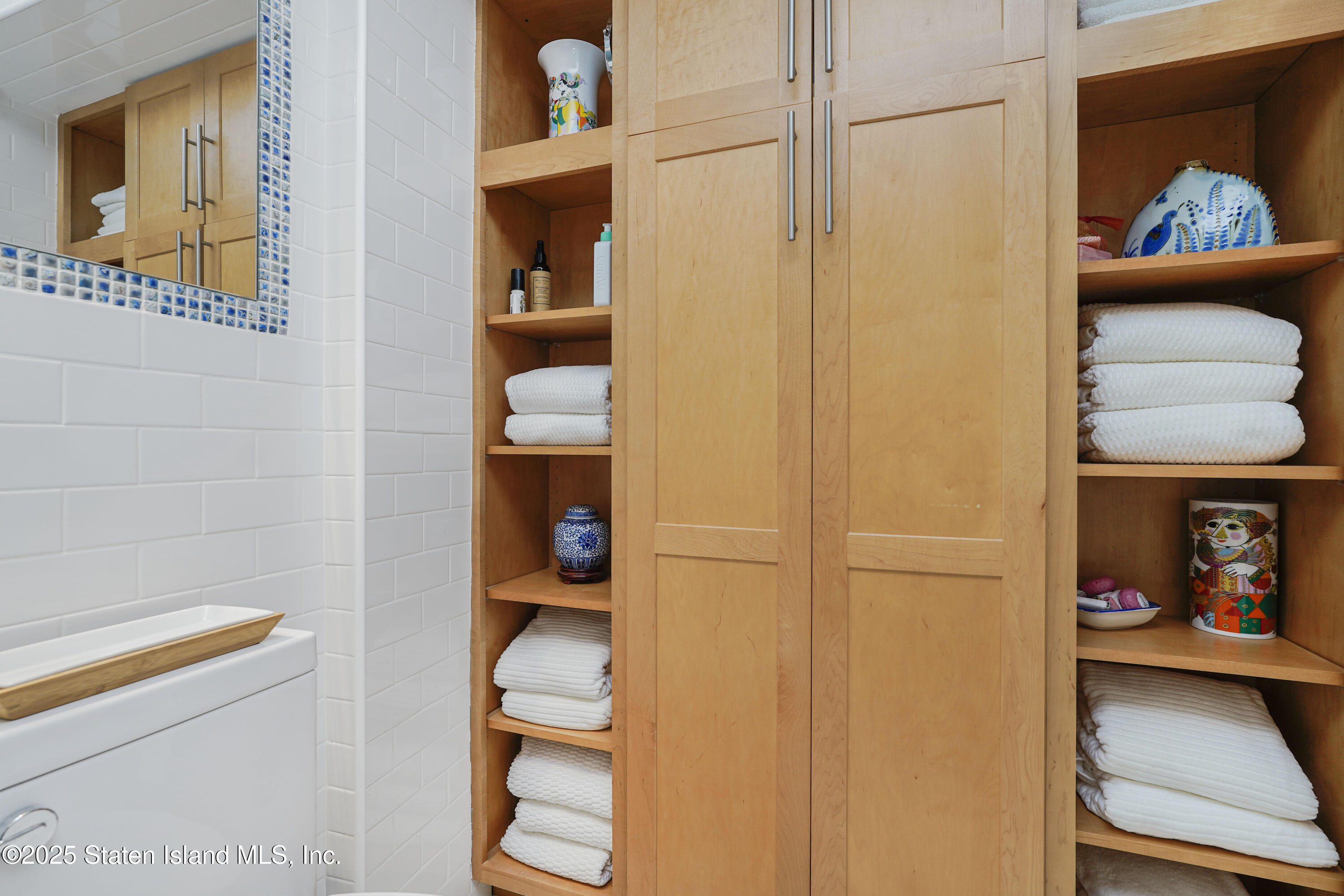 1100 Clove Road #6d Image 3