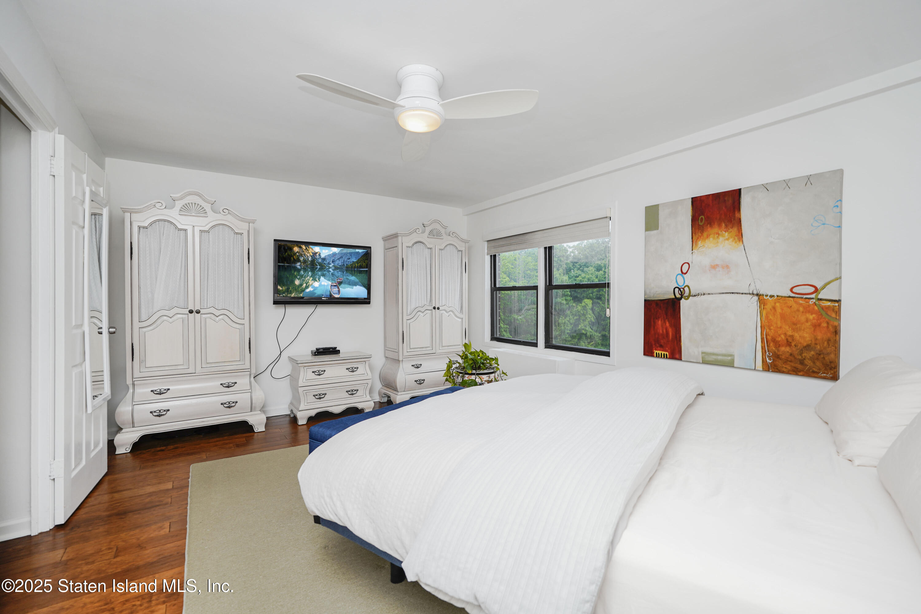 1100 Clove Road #6d Image 5
