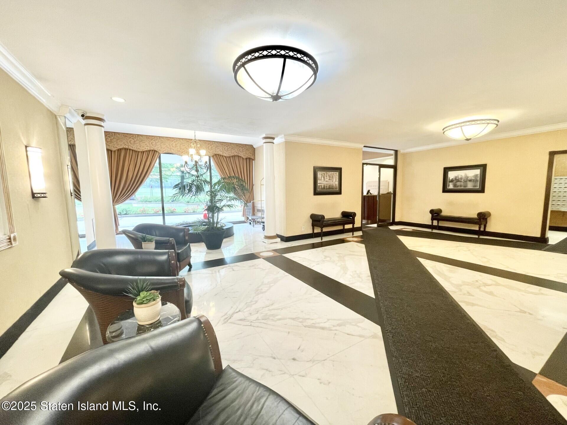 1100 Clove Road #2k Image 4