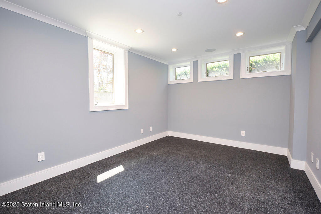 185 Radcliff Road, Staten Island, NY, 10305 image 34