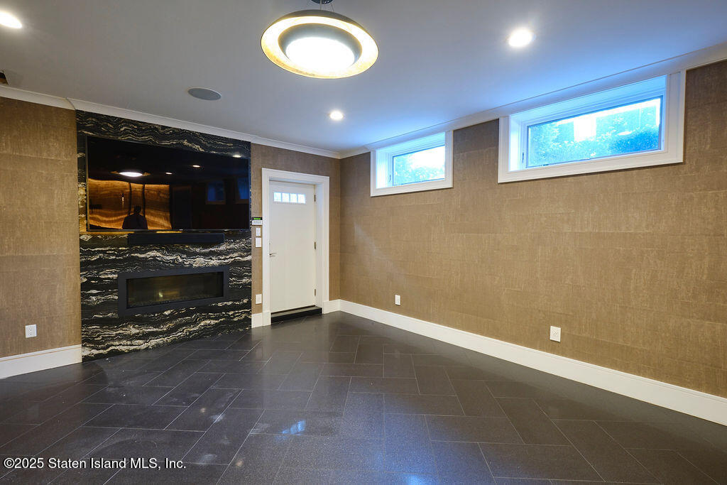 185 Radcliff Road, Staten Island, NY, 10305 image 37