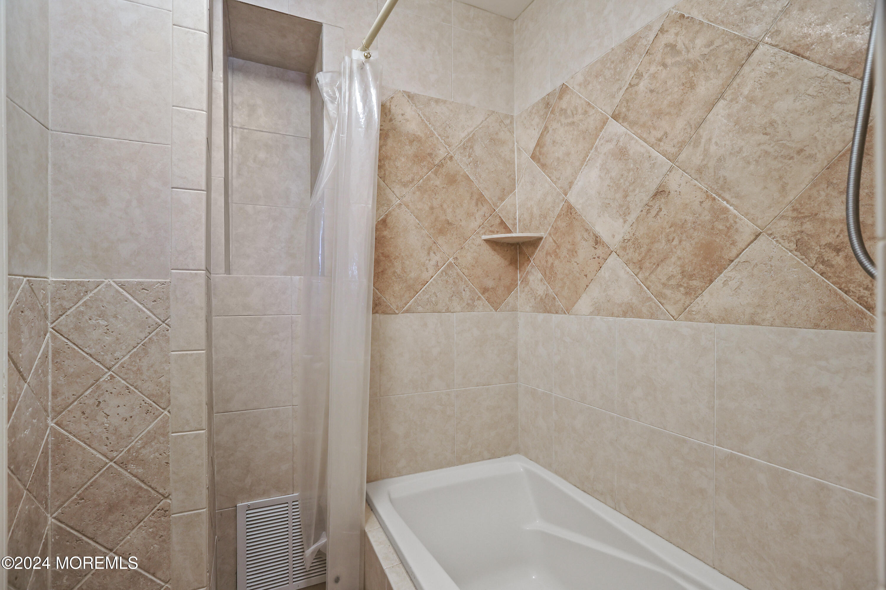 152 Northampton Drive, Holmdel, NJ, 07733 image 9