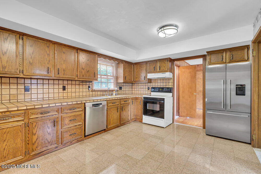 391 Stony Brook Drive, Bridgewater, NJ, 08807 image 10