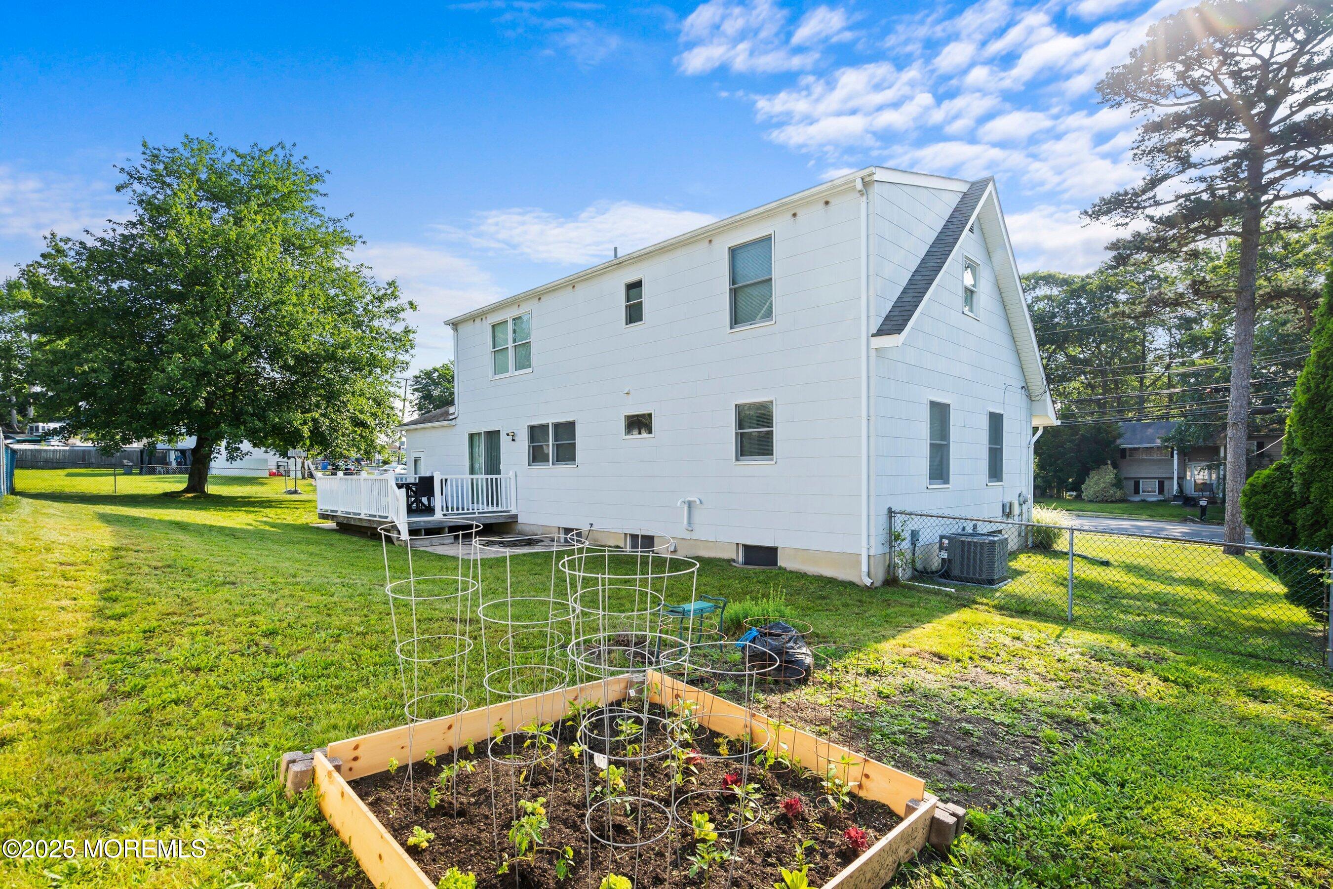 780 Vaughn Avenue Image 1