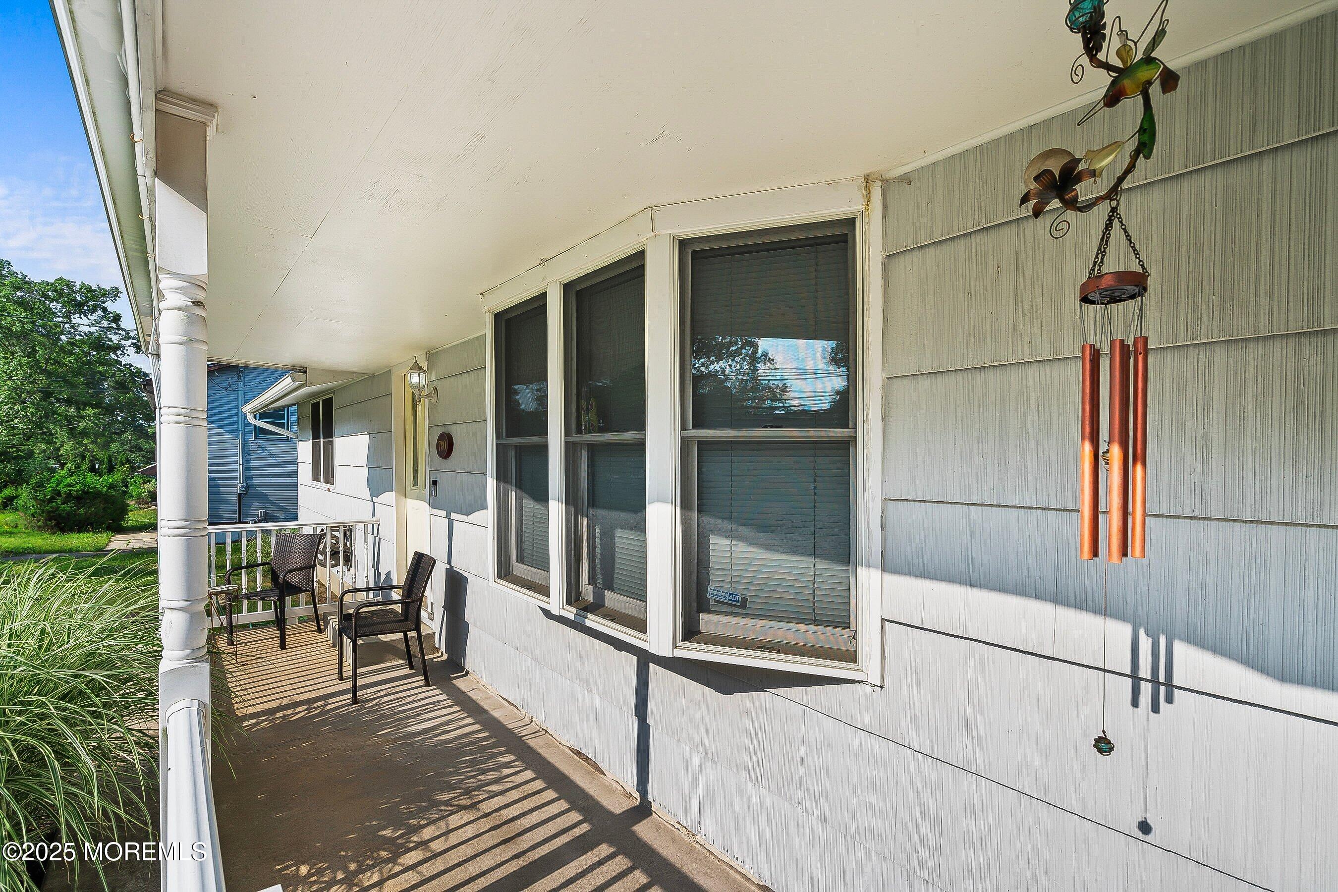 780 Vaughn Avenue Image 3