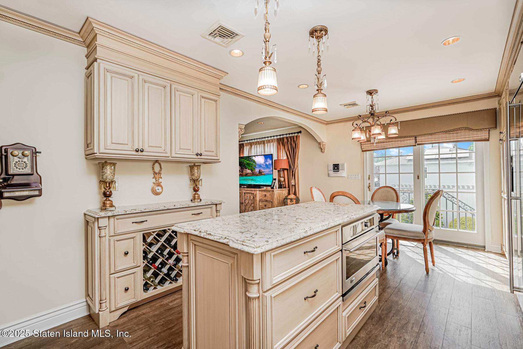 203 Vineland Avenue, Staten Island, NY, 10312 image 24