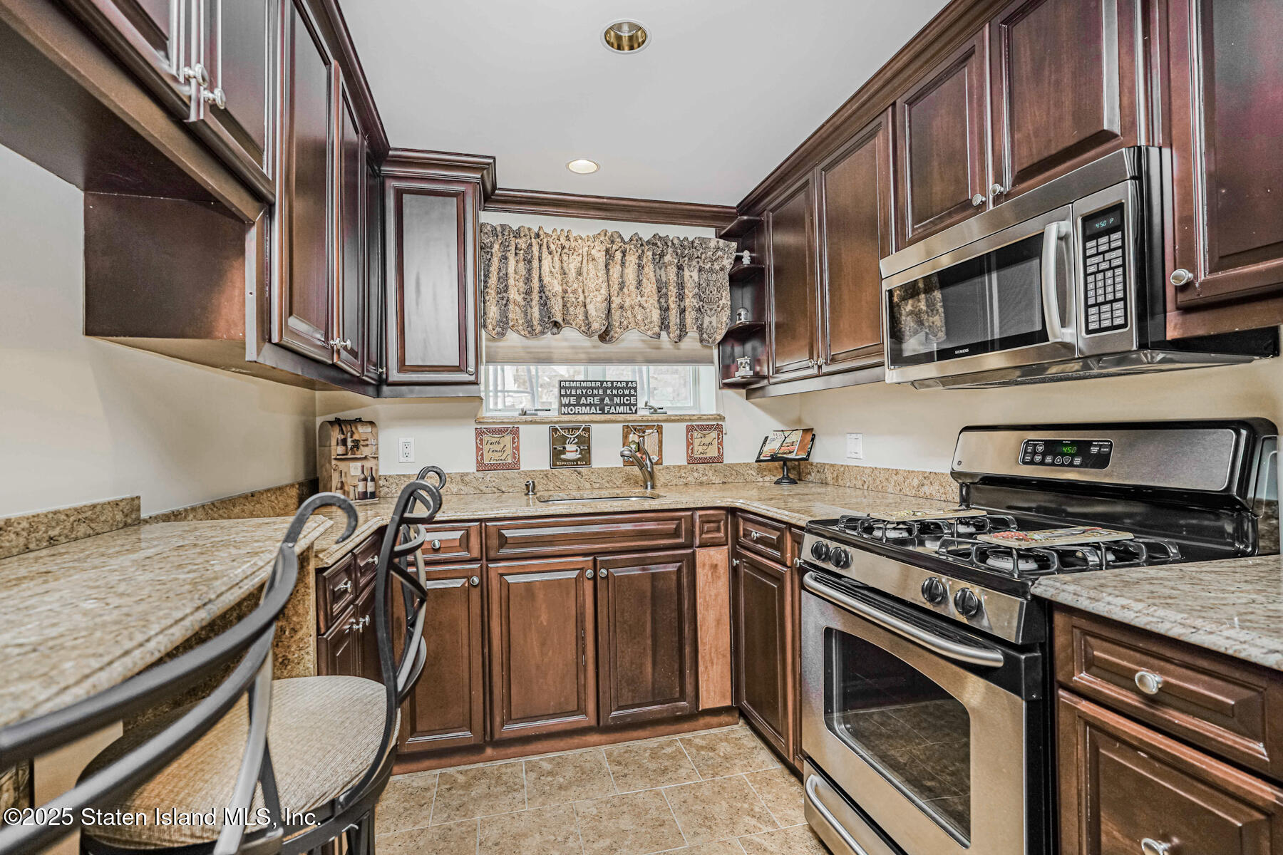 203 Vineland Avenue, Staten Island, NY, 10312 image 46
