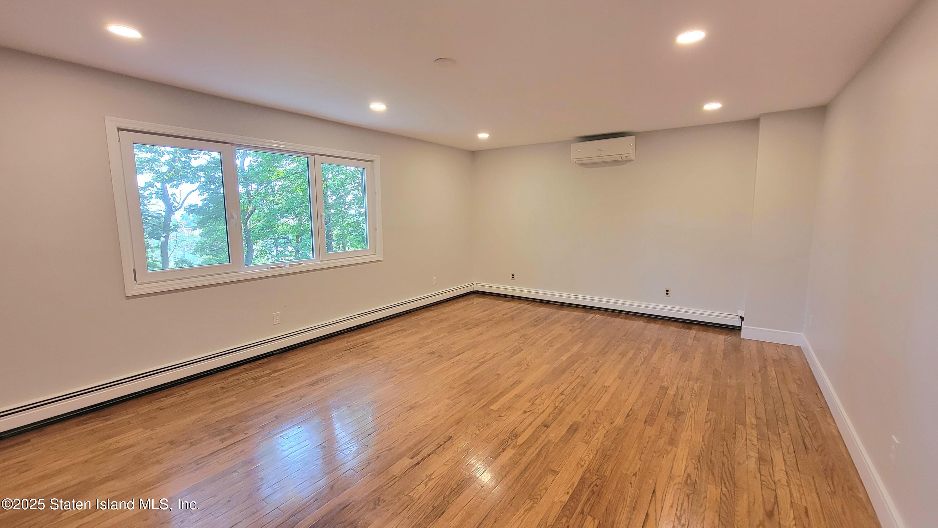 200 Coverly Avenue, Staten Island, NY, 10301 image 46