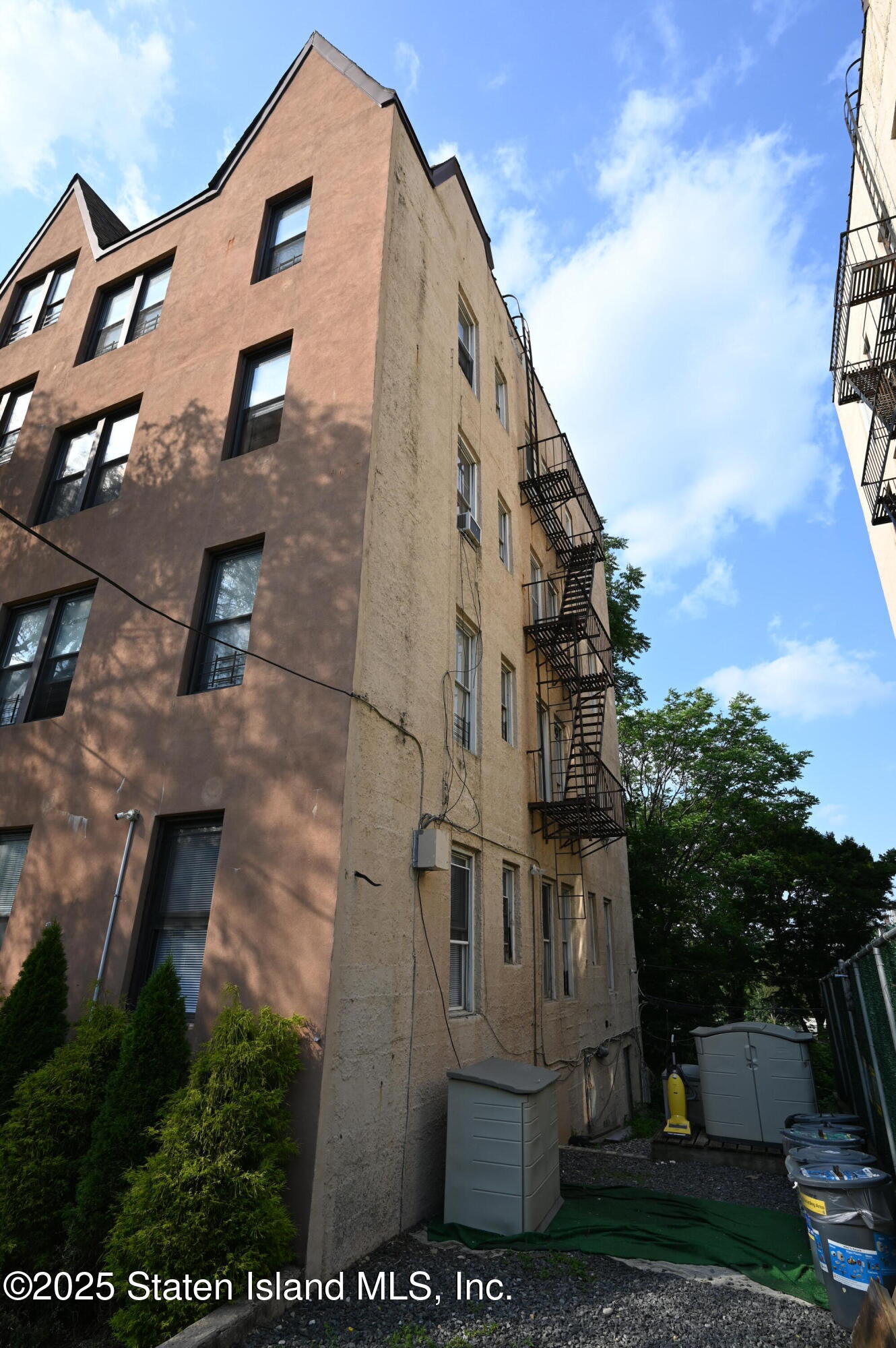 37 Avon Place Image 3