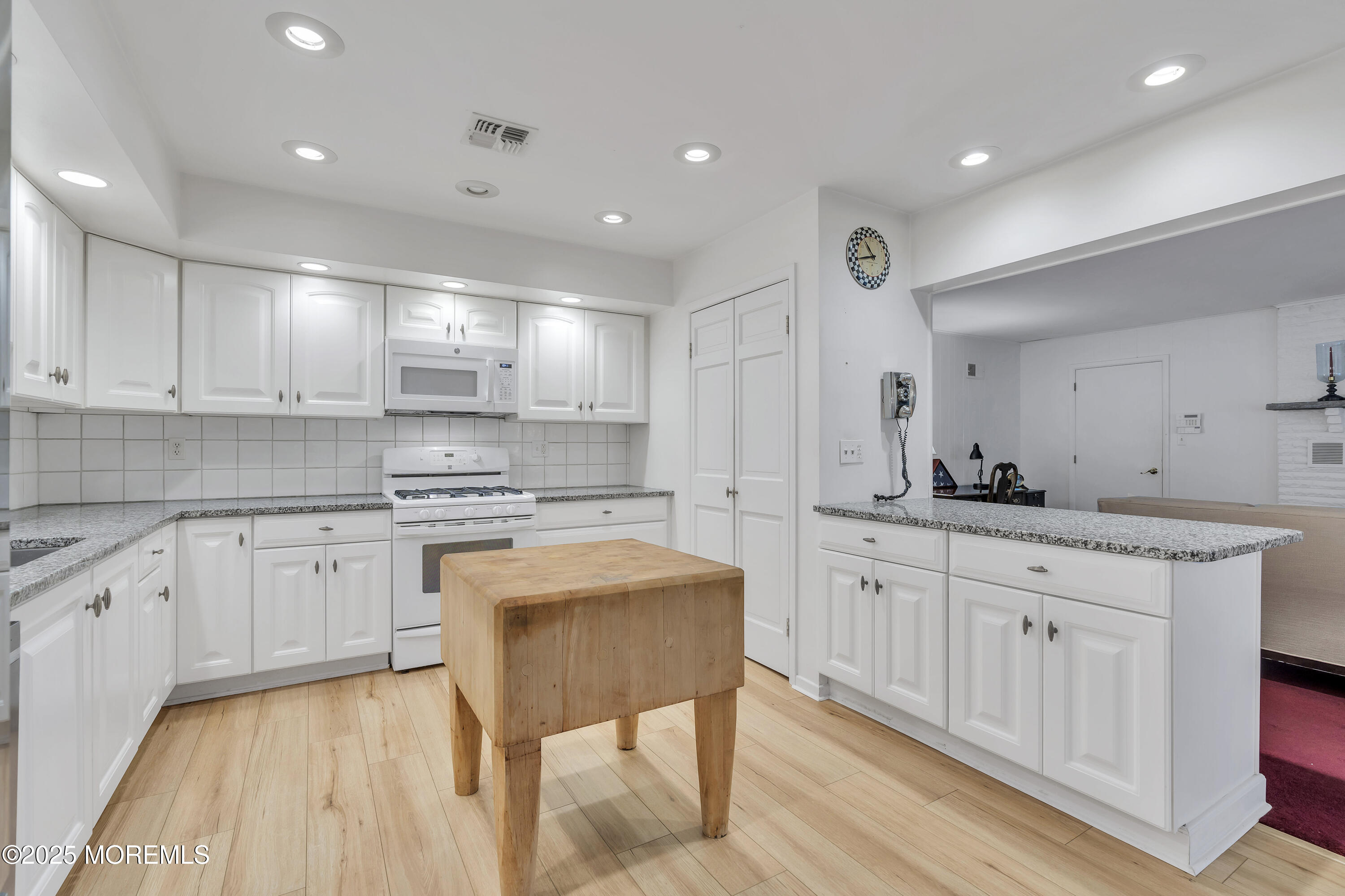 2123 Baileys Corner Road, Wall, NJ, 07719 image 31