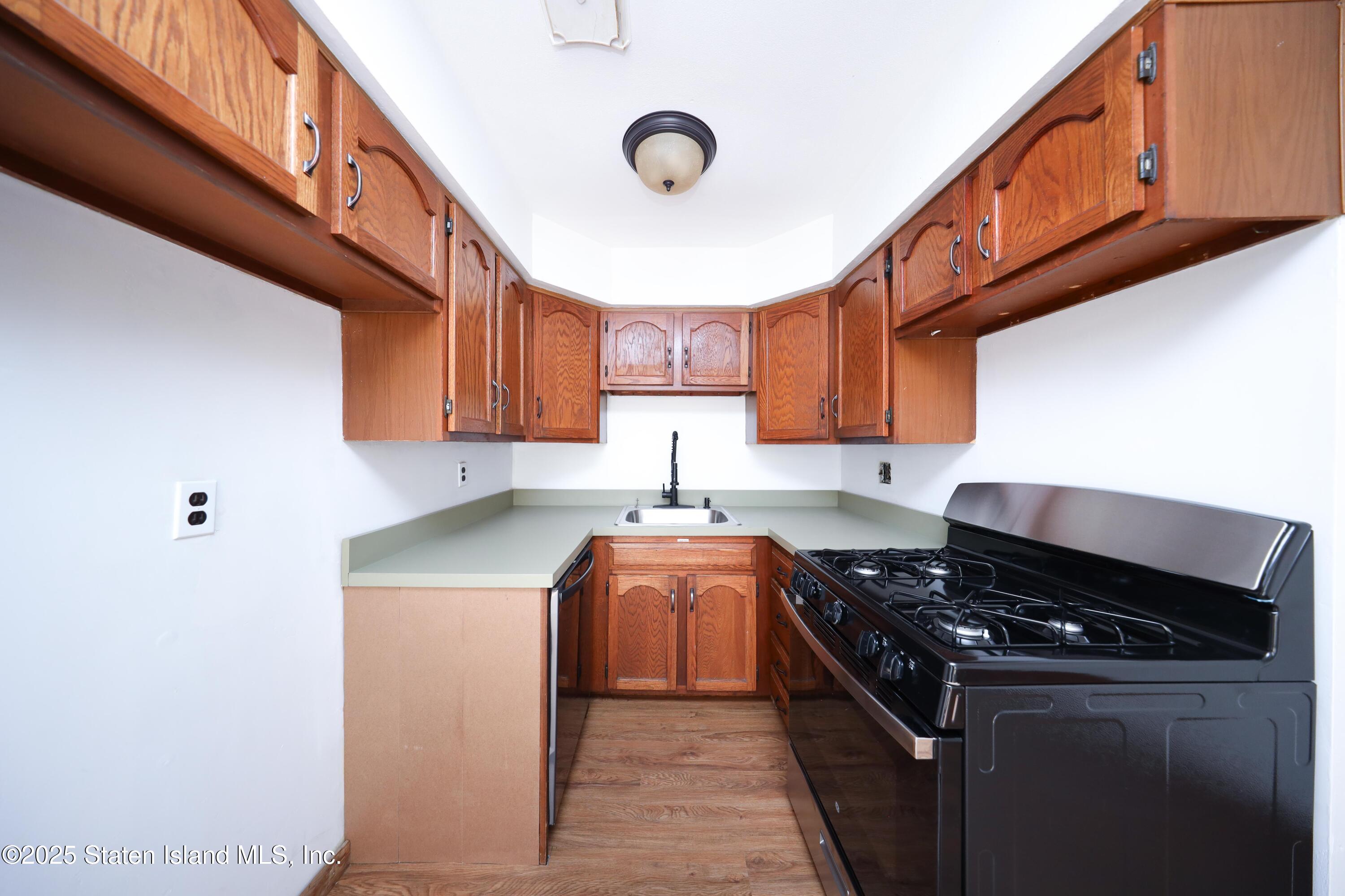 289 Maybury Avenue, Staten Island, NY, 10308 image 7