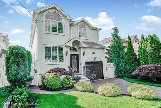 203 Vineland Avenue Image 3