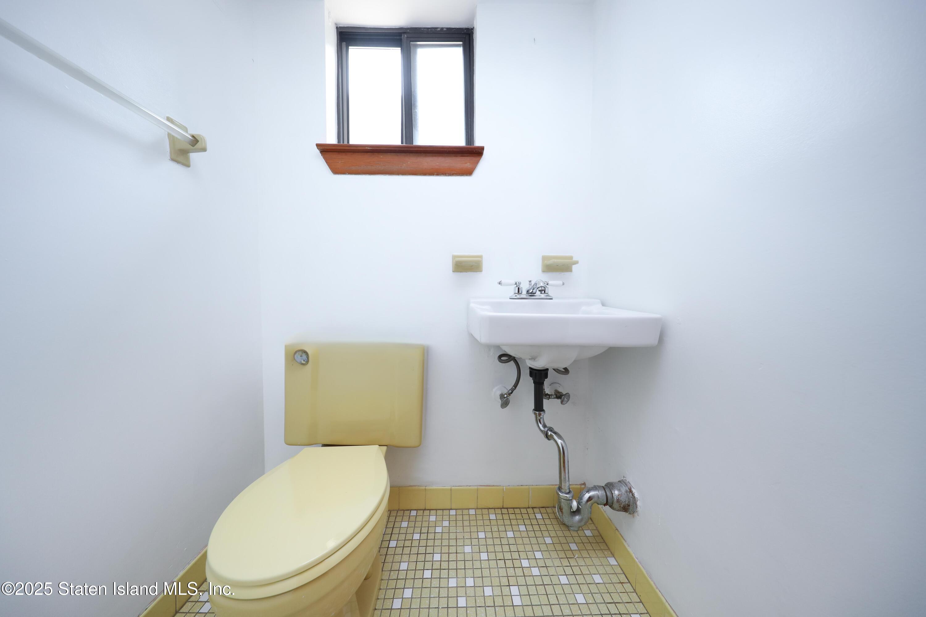 289 Maybury Avenue, Staten Island, NY, 10308 image 11