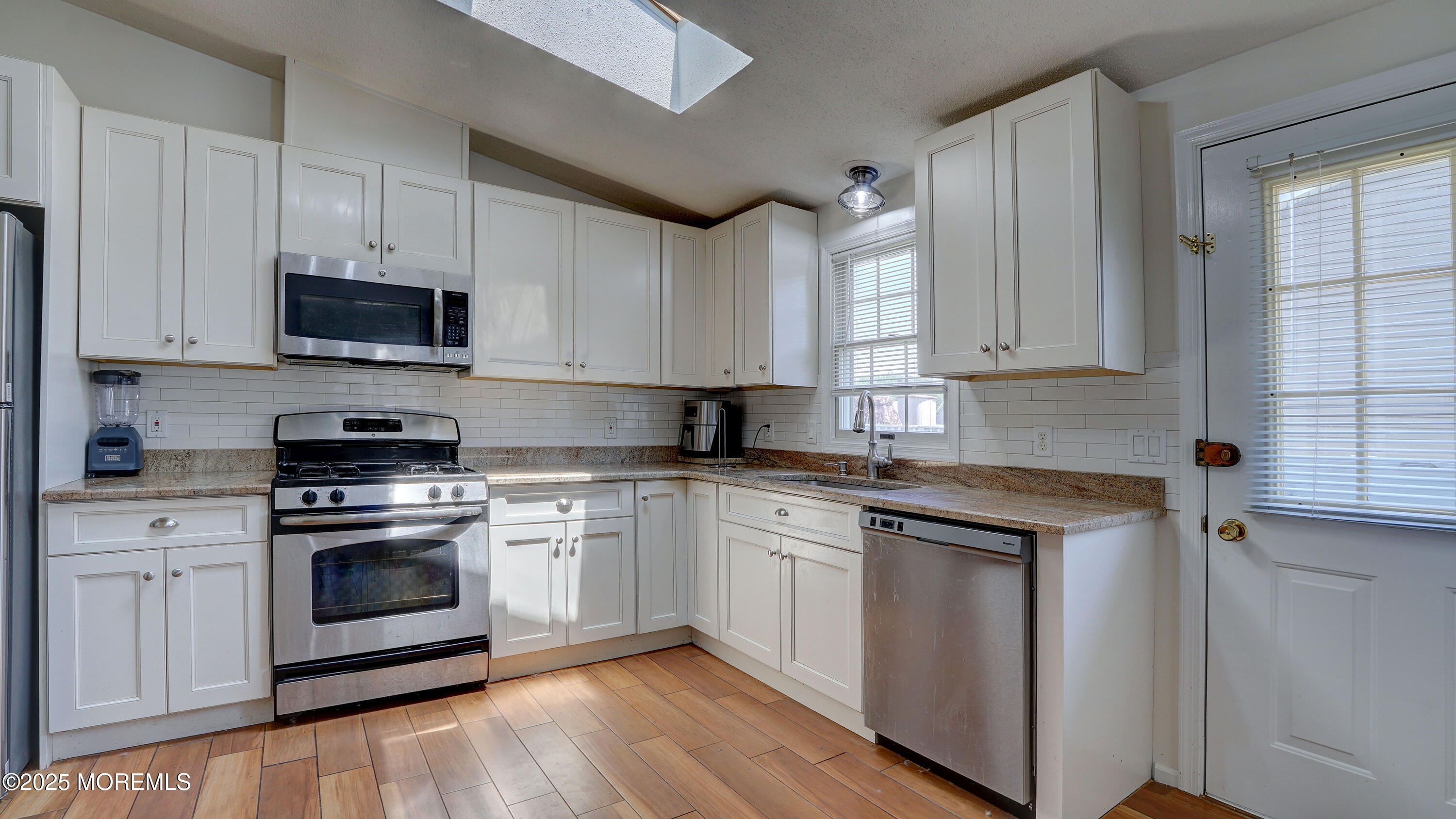 21 Parkview Way, Manalapan, NJ, 07726 image 7