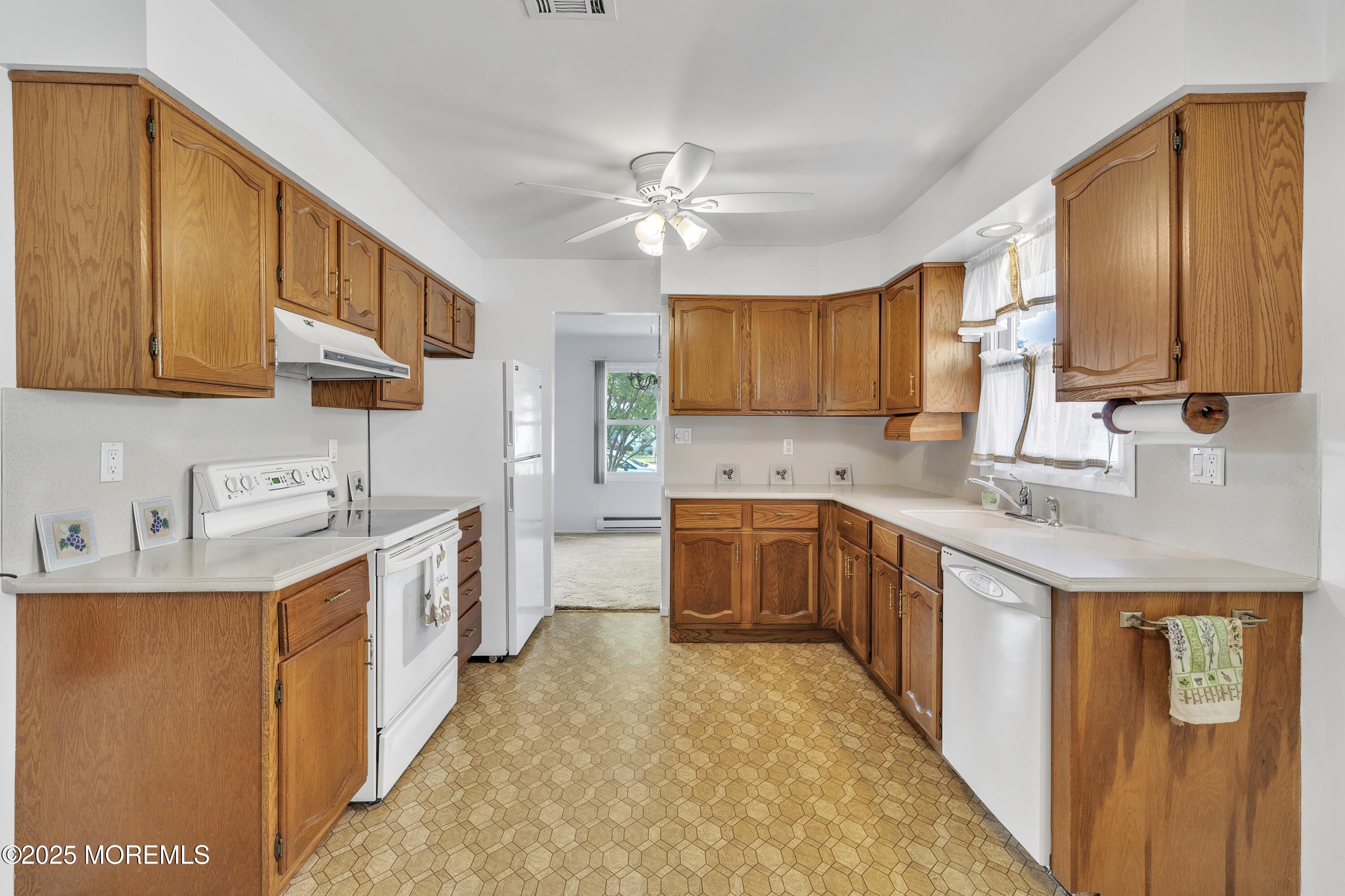 11 Garland Drive, Brick, NJ, 08724 image 9