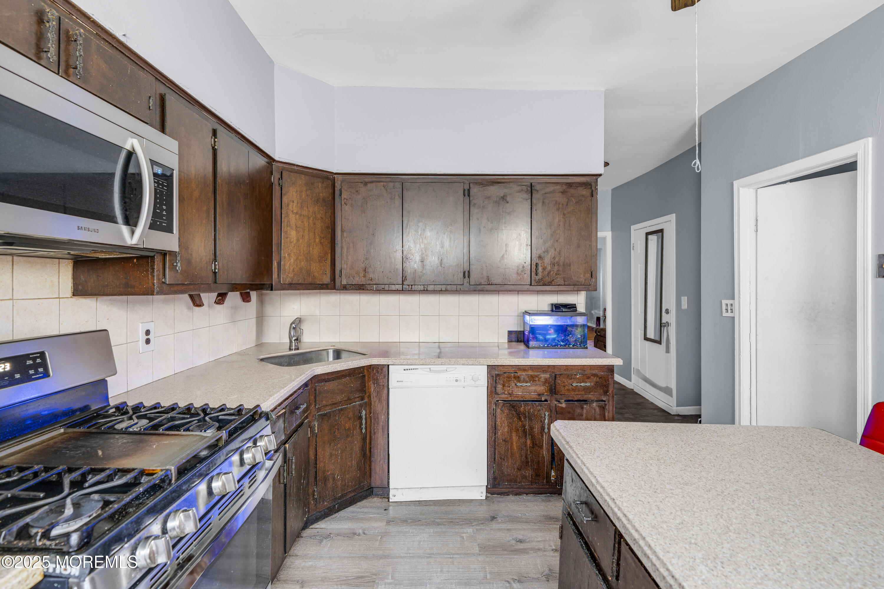 261 Dwight Street, Jersey City, NJ, 07305 image 16