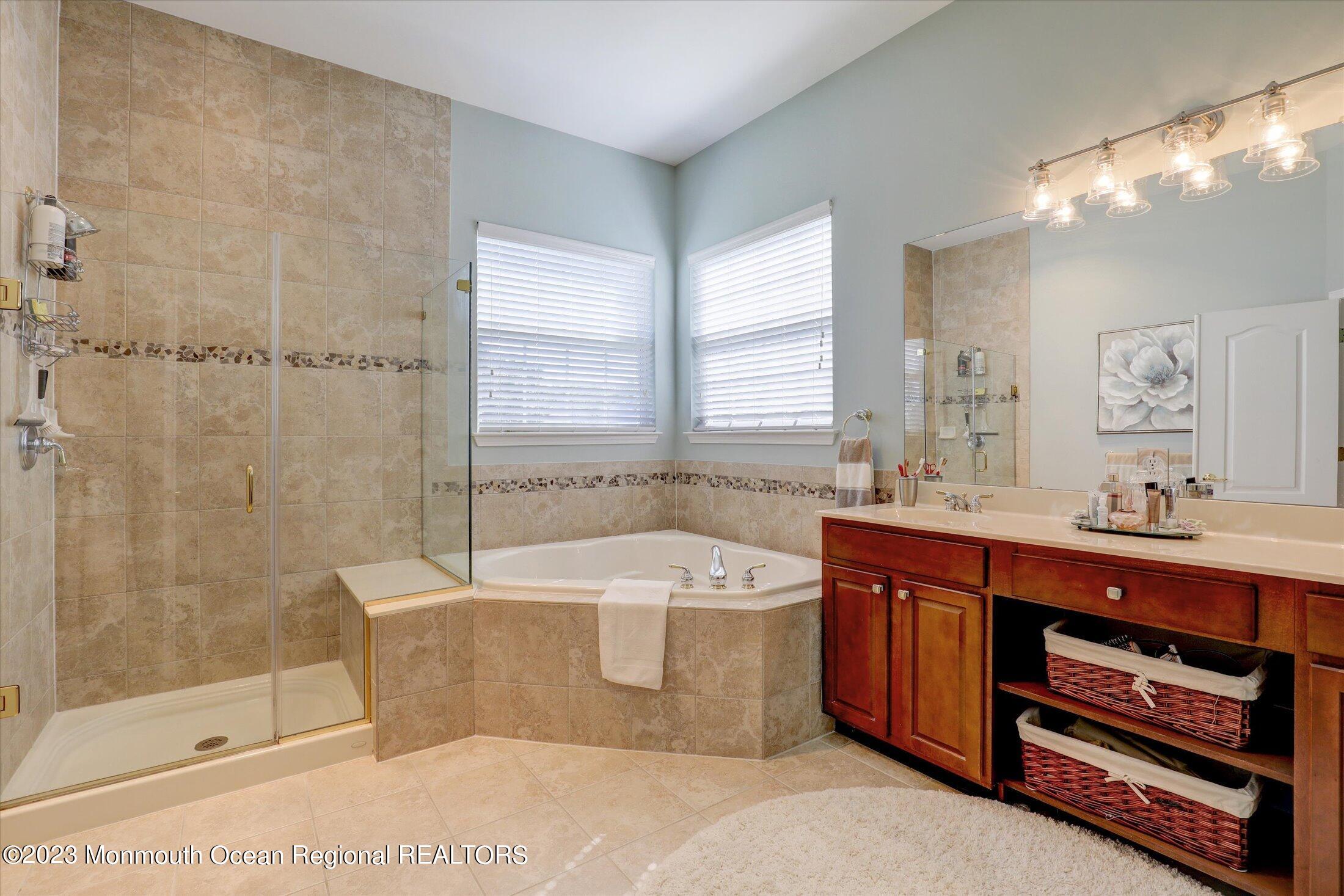 3 Danbury Court, Jackson, NJ, 08527 image 23