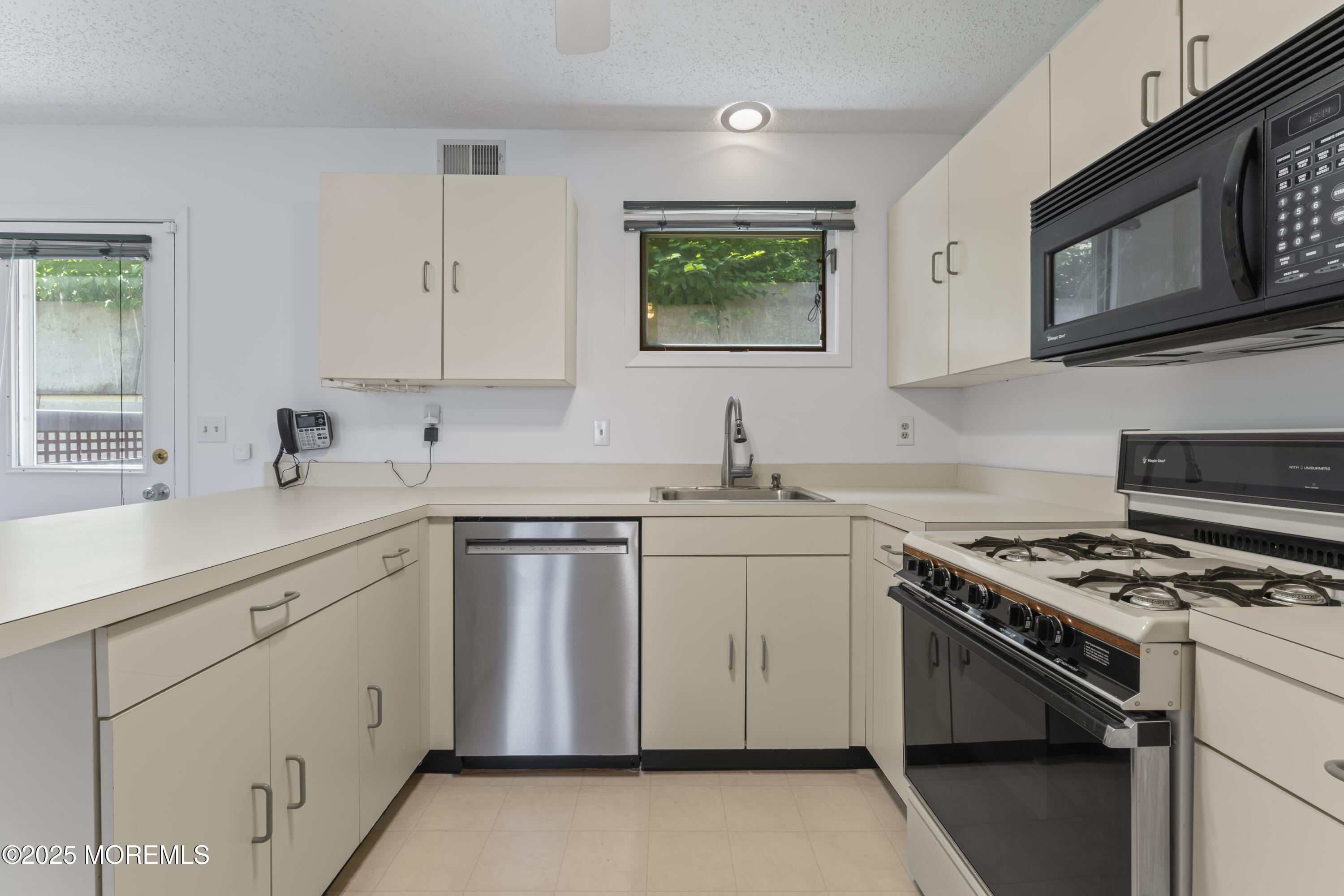 255 Shore Drive 8, Highlands, NJ, 07732 image 6