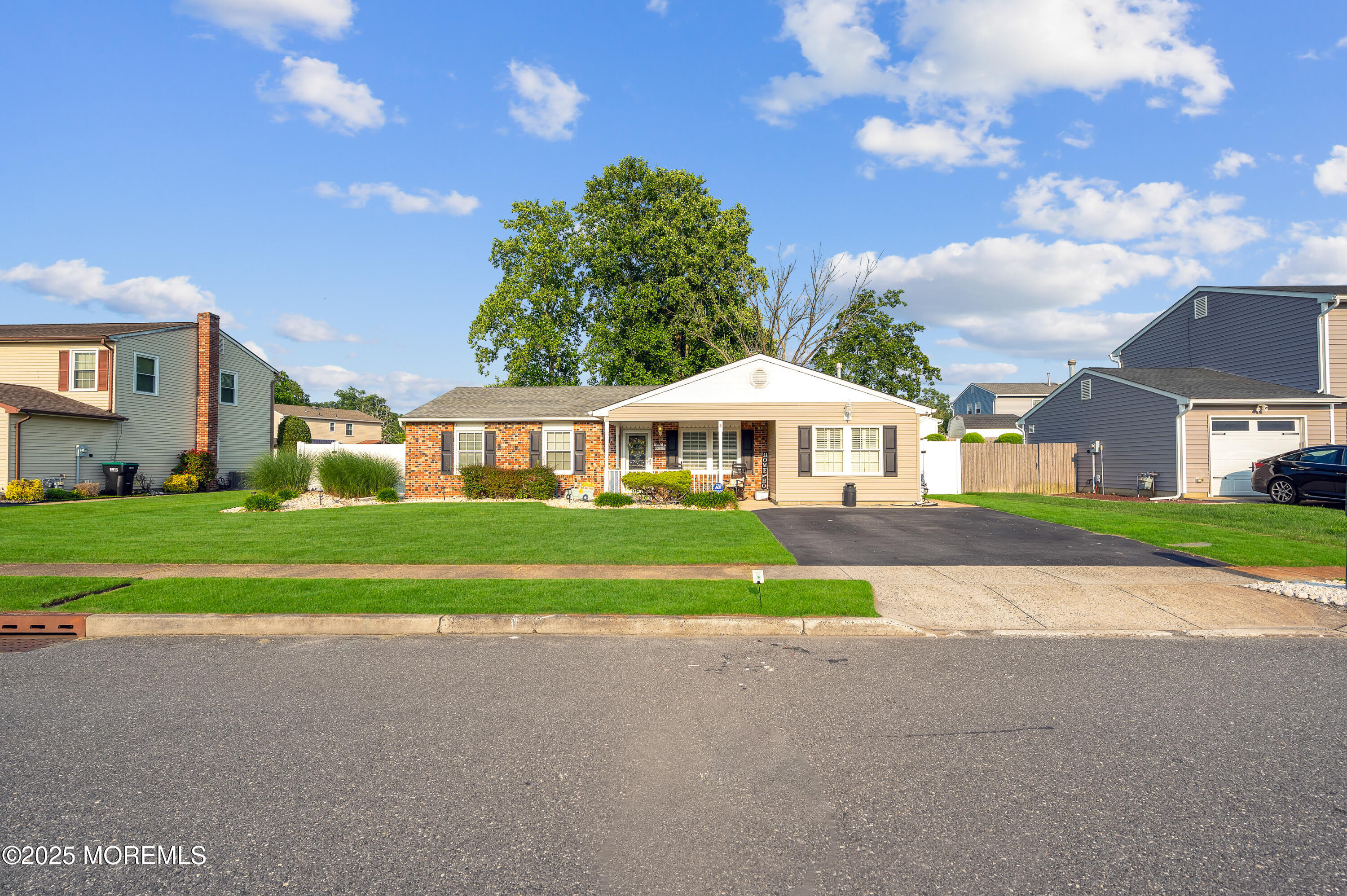 17 Evergreen Place Image 5